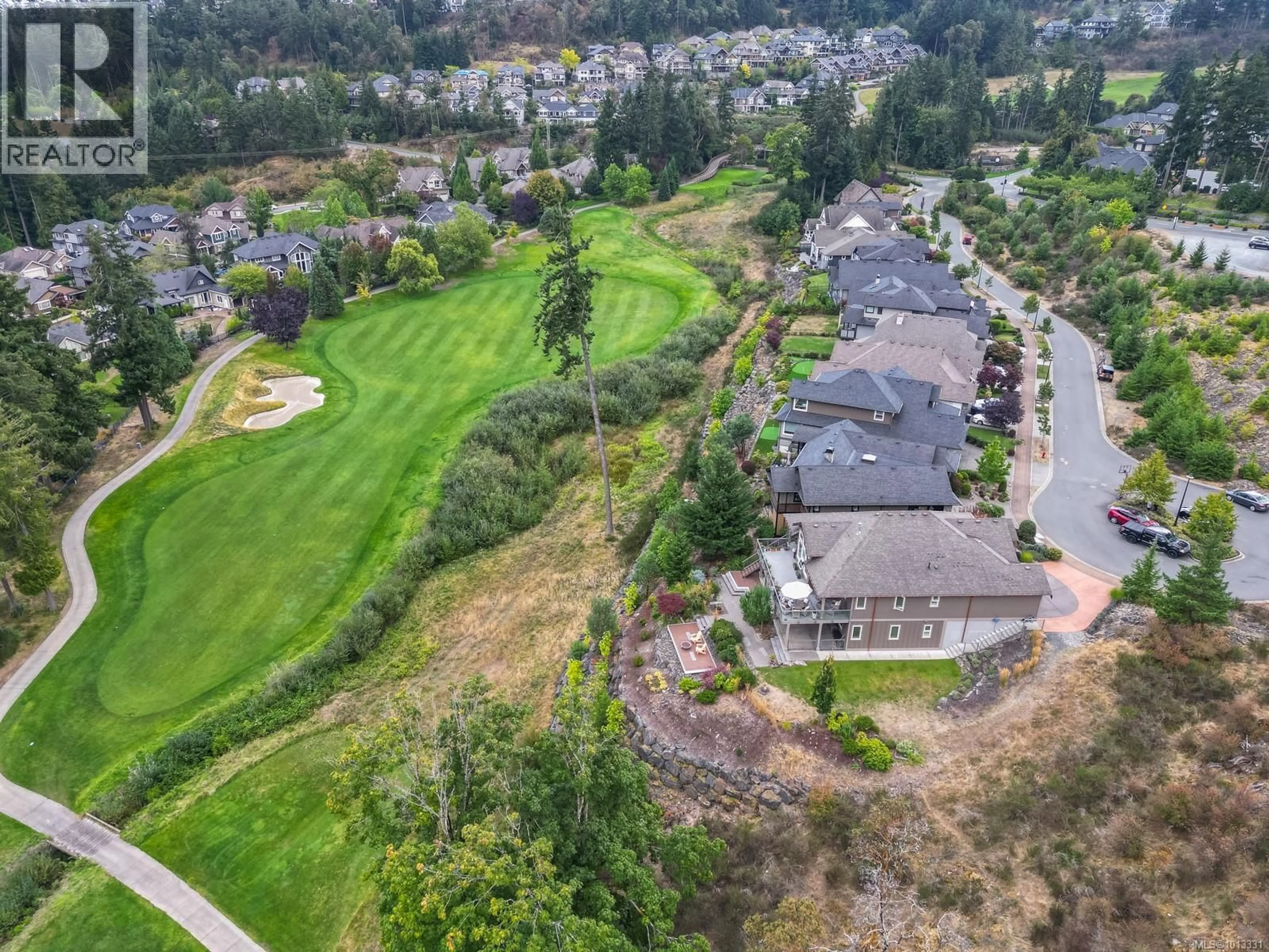 A pic from outside/outdoor area/front of a property/back of a property/a pic from drone, mountain view for 2027 HEDGESTONE LANE, Langford British Columbia V9B6V2