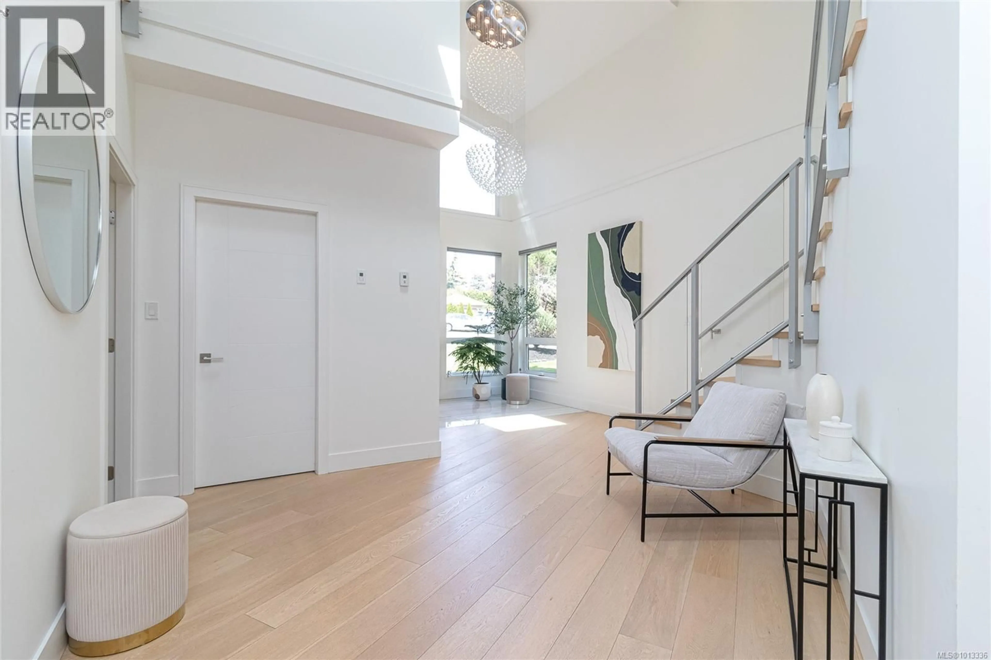 Unknown for 1165 ROYAL OAK DRIVE, Saanich British Columbia V8X3T7