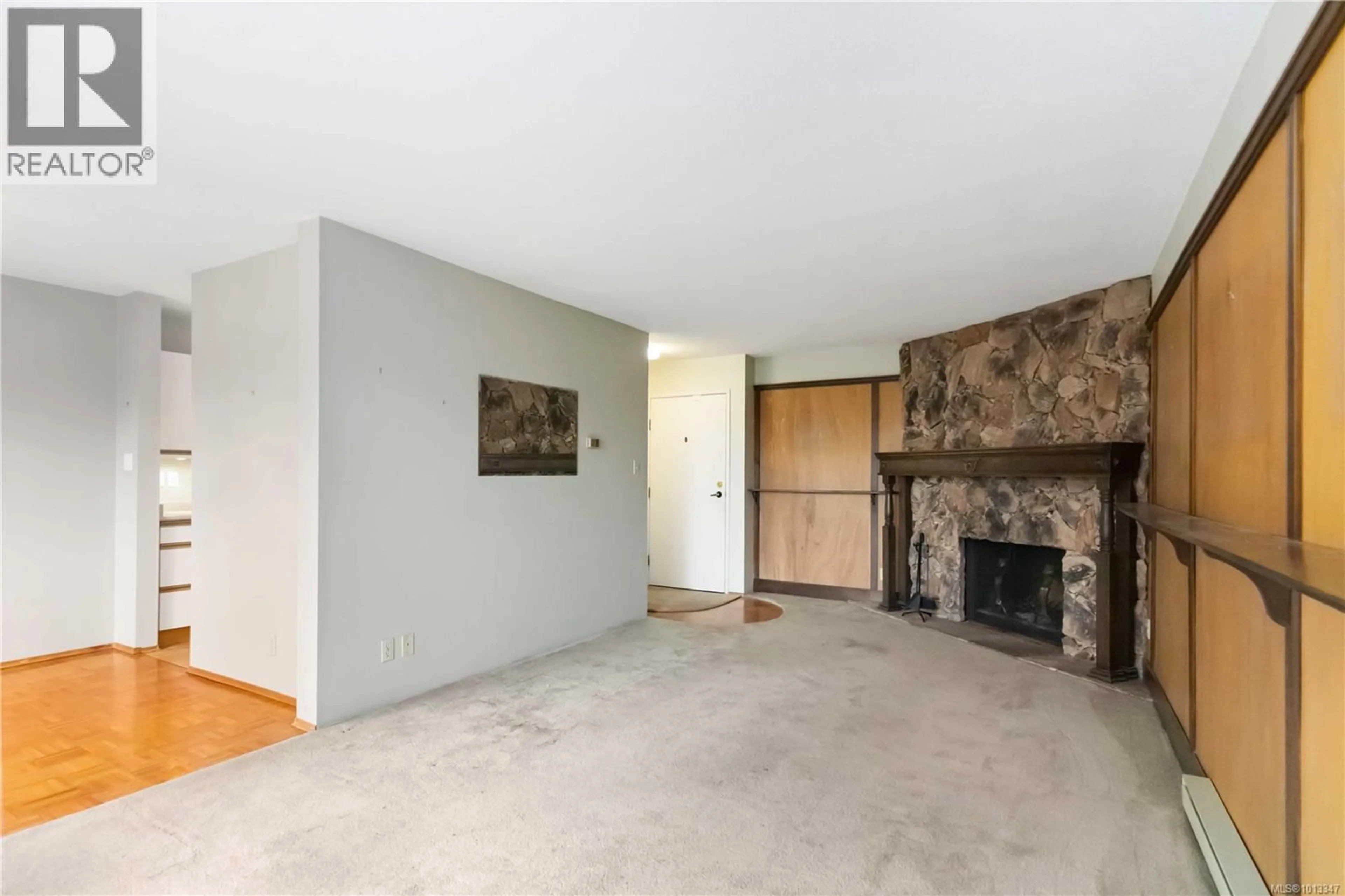 A pic of a room for 307 - 853 SELKIRK AVENUE, Esquimalt British Columbia V9A2T7