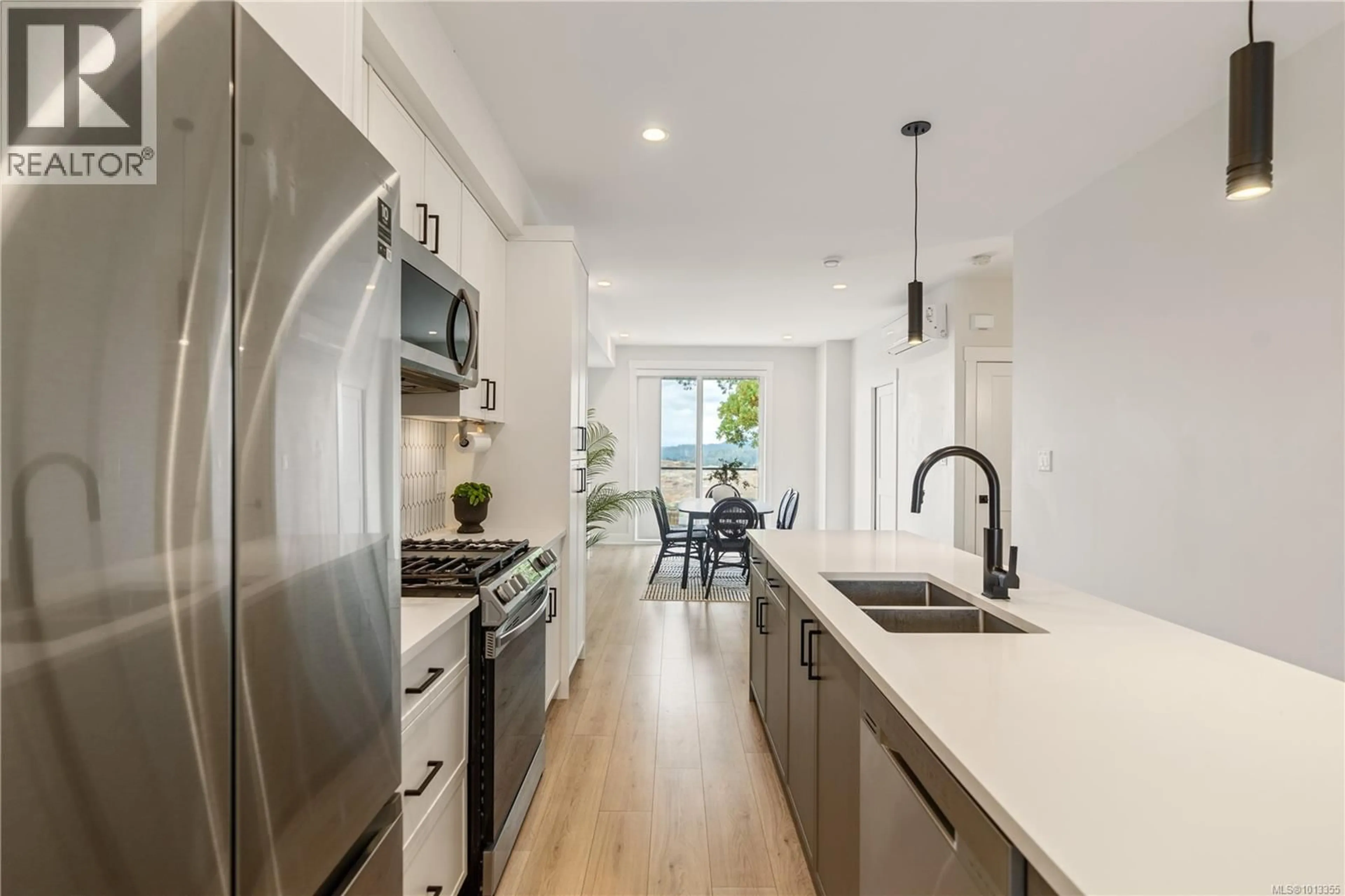 Open concept kitchen, unknown for 1161 MOONSTONE LOOP, Langford British Columbia V9B0Y6