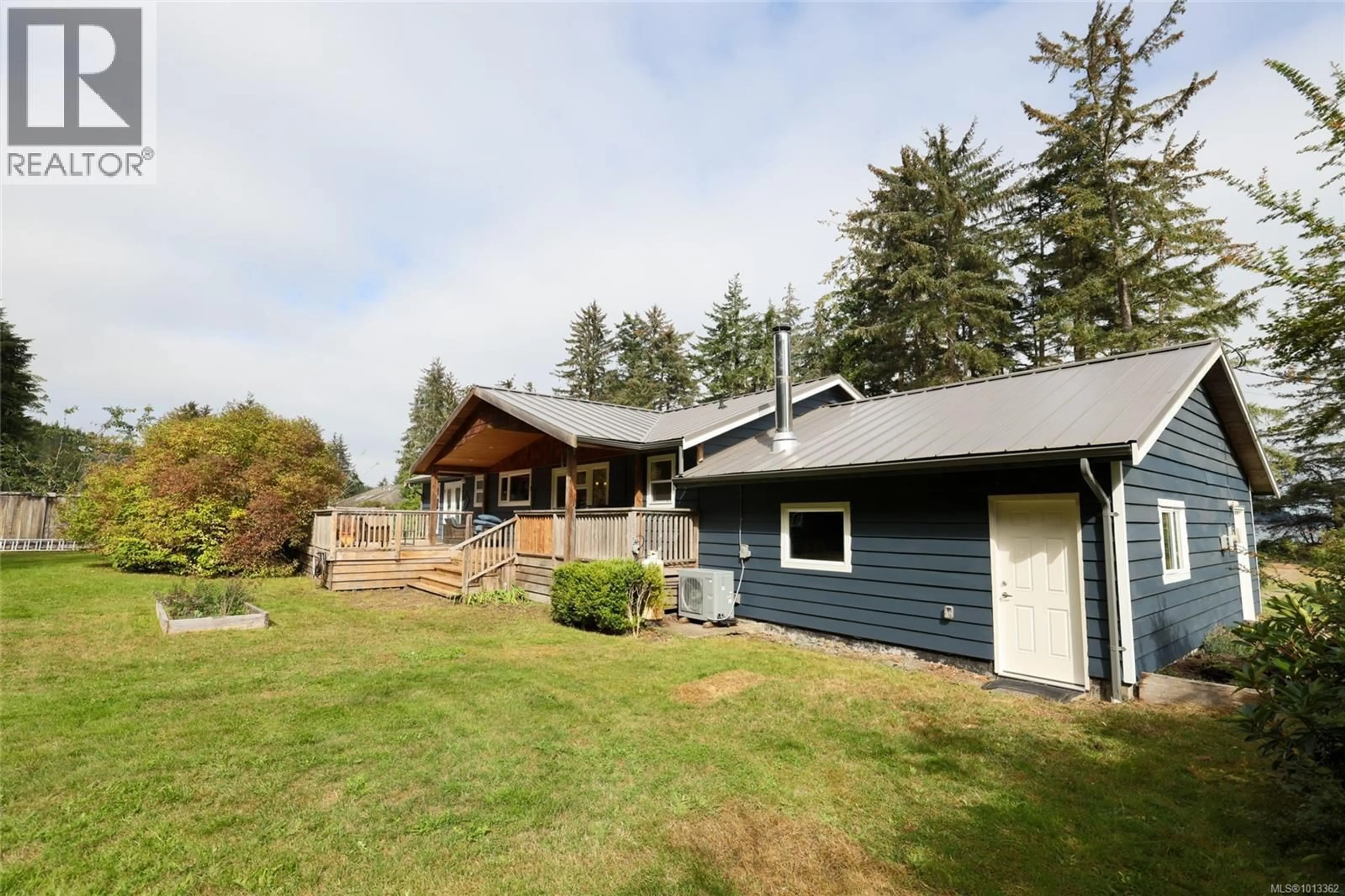 A pic from outside/outdoor area/front of a property/back of a property/a pic from drone, mountain view for 6280 STOREY'S BEACH ROAD, Port Hardy British Columbia V0N2P0