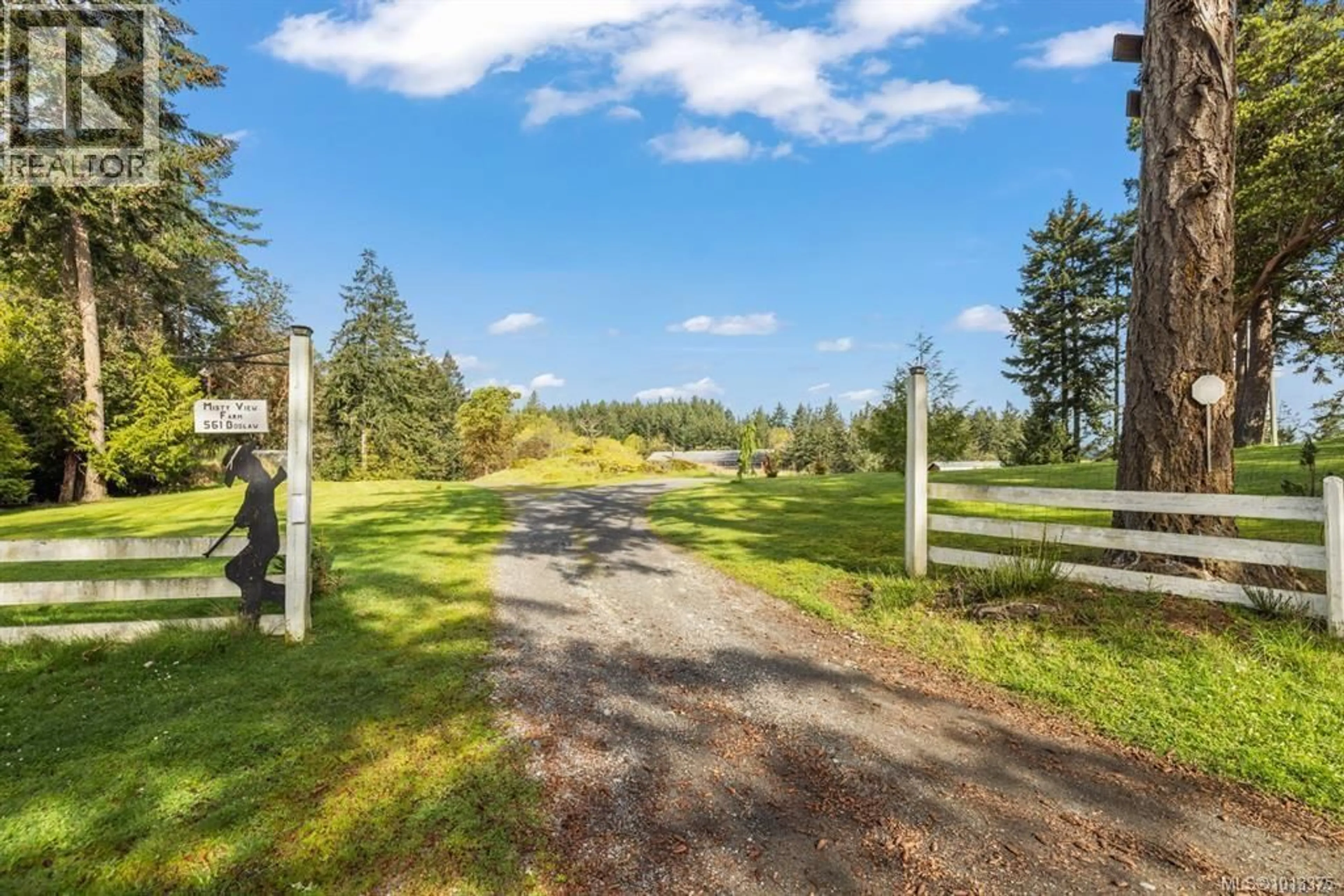 A pic from outside/outdoor area/front of a property/back of a property/a pic from drone, water/lake/river/ocean view for 561 BOBLAW PLACE, Metchosin British Columbia V9C3Z1