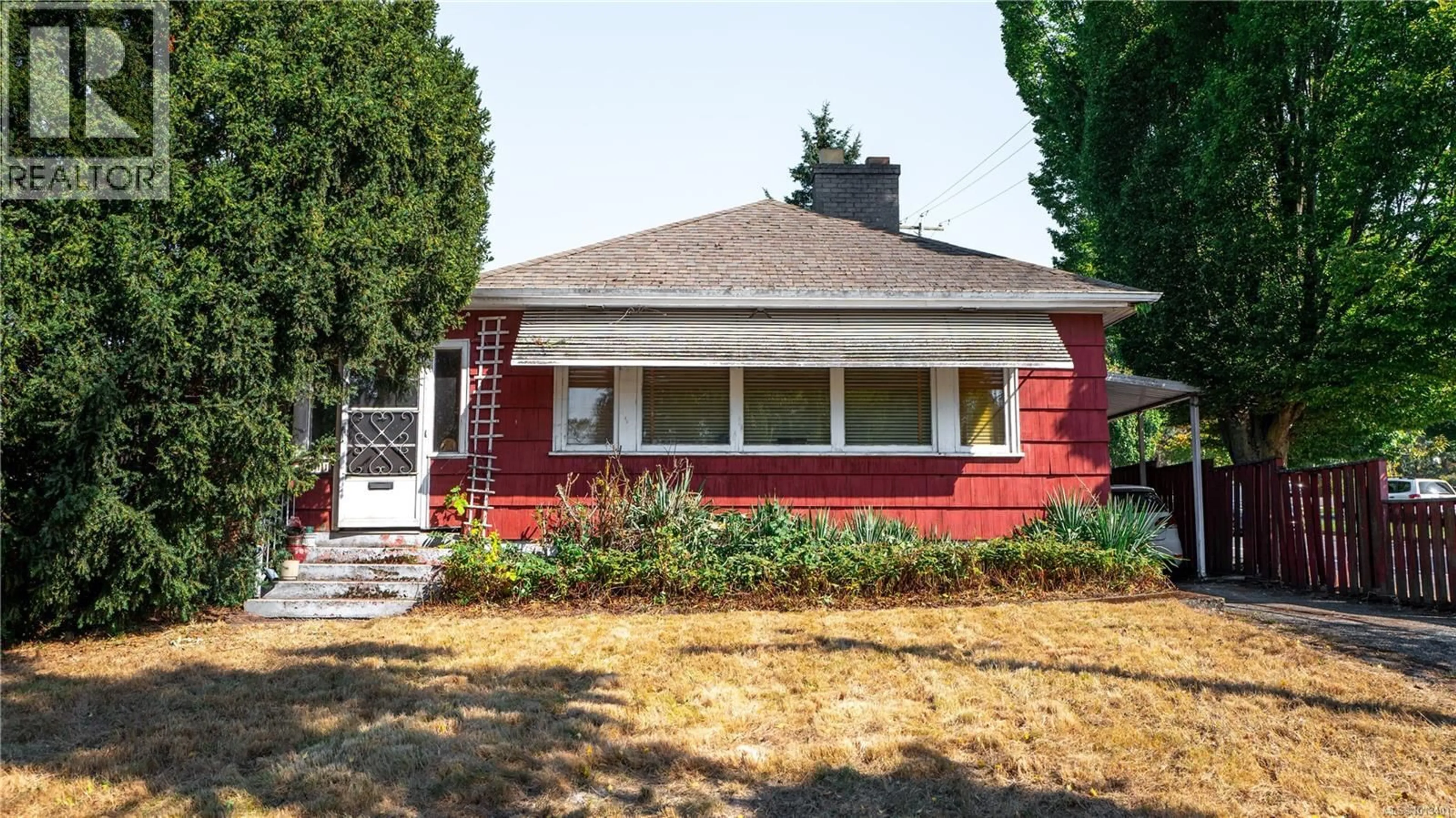 Home with vinyl exterior material, street for 3111 RUTLEDGE STREET, Victoria British Columbia V8X1N3