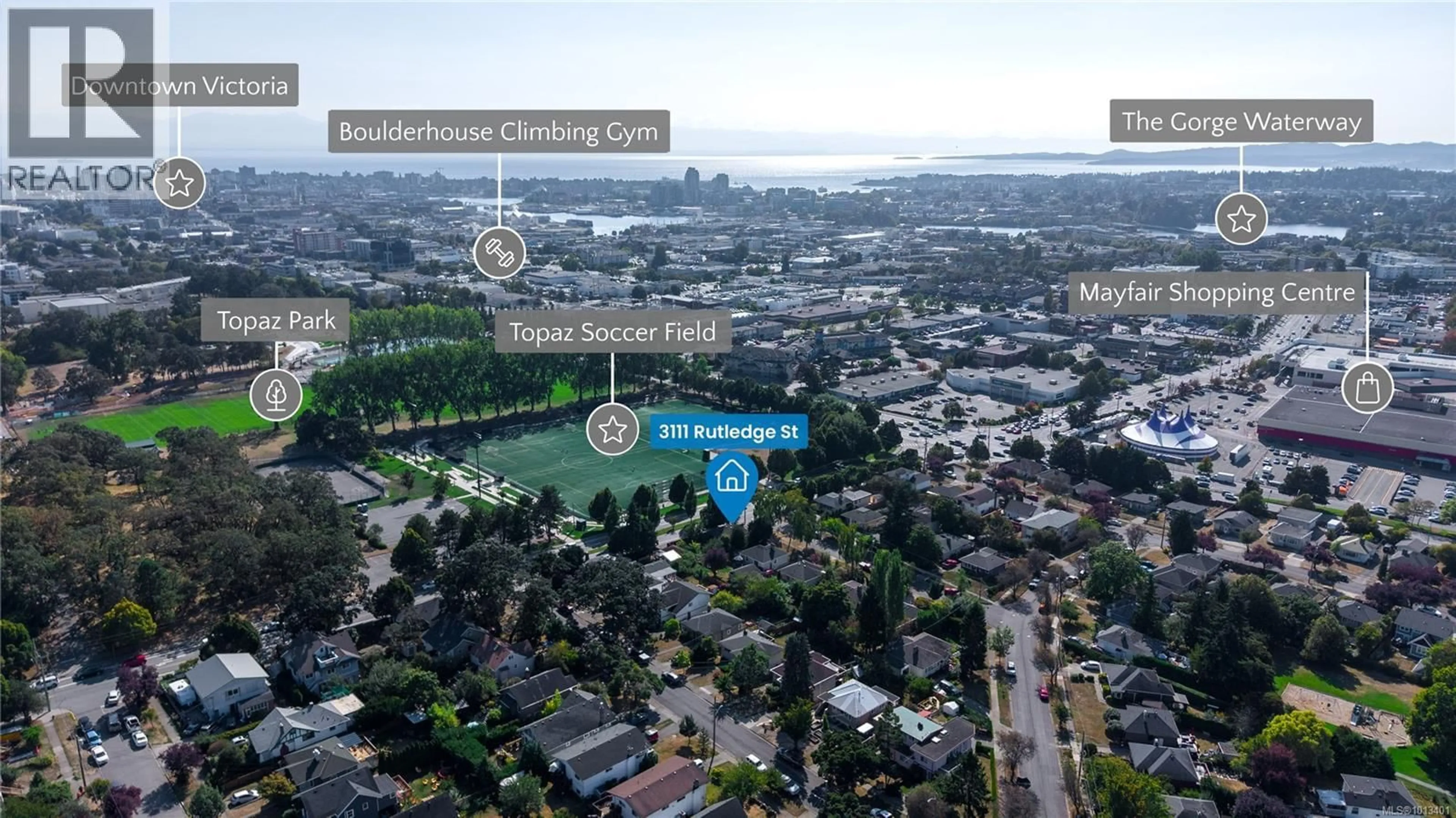 A pic from outside/outdoor area/front of a property/back of a property/a pic from drone, city buildings view from balcony for 3111 RUTLEDGE STREET, Victoria British Columbia V8X1N3