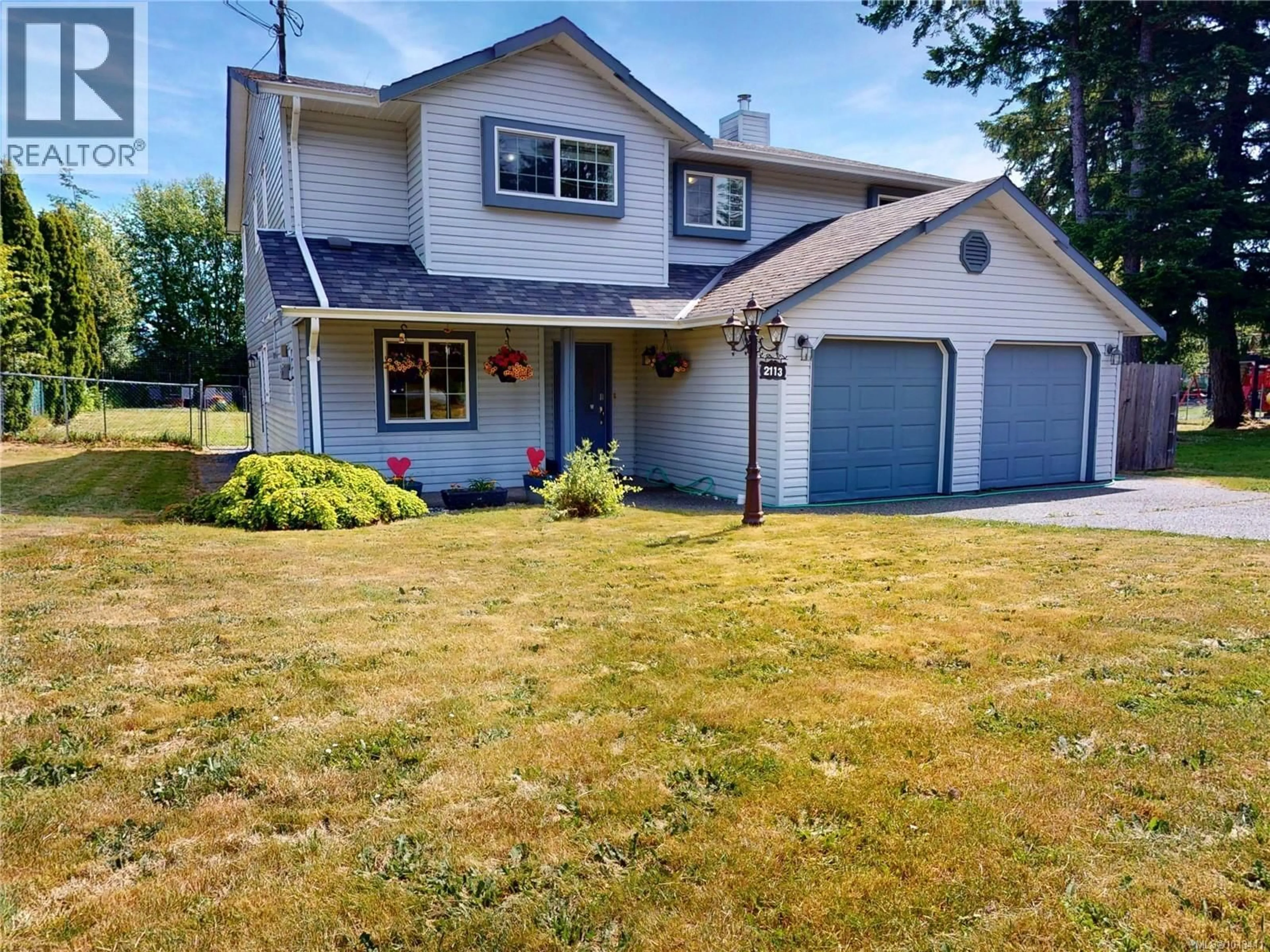 Home with vinyl exterior material, street for 2113 AMETHYST WAY, Sooke British Columbia V9Z0M2
