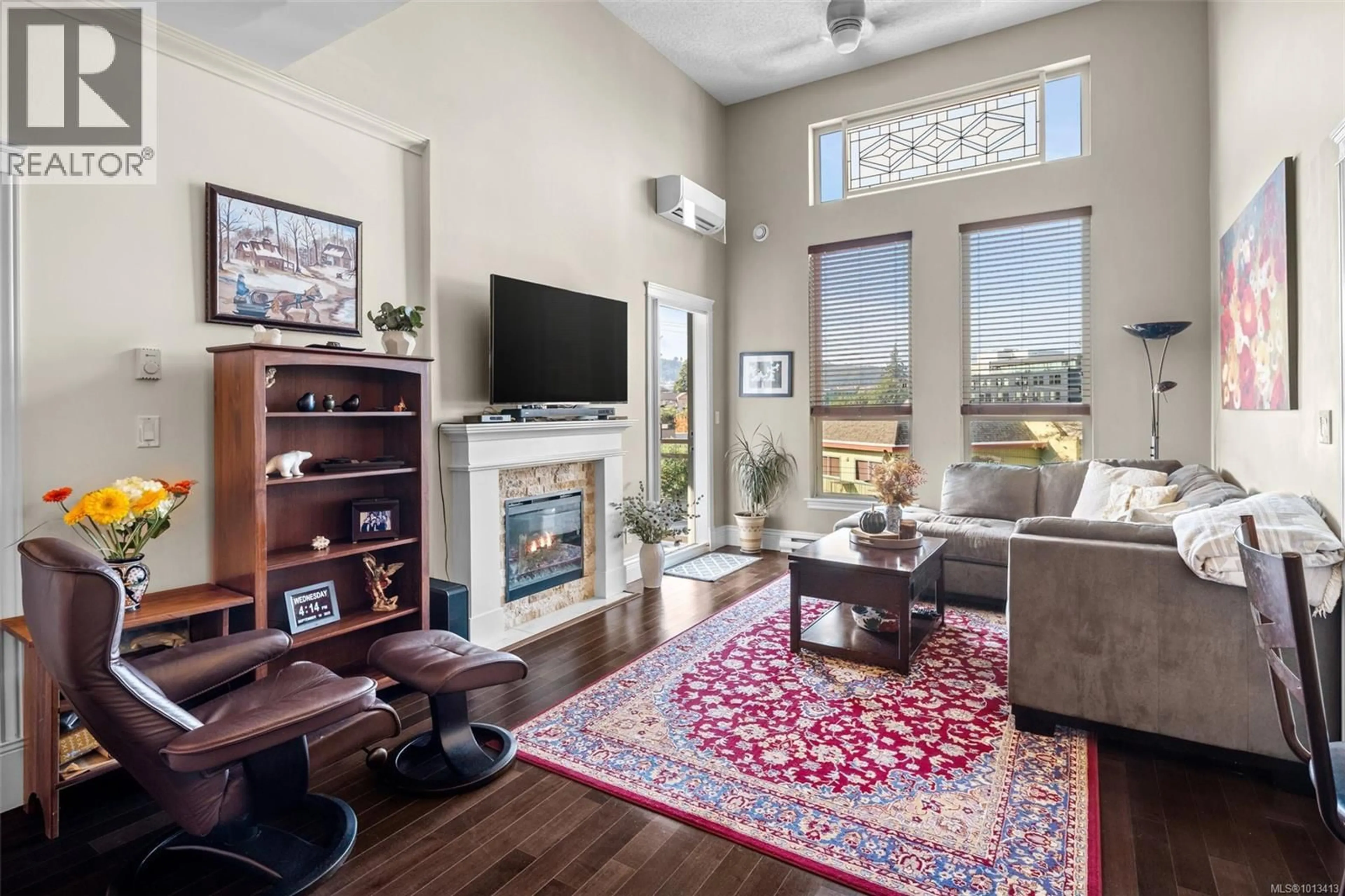 Living room with furniture, unknown for 308 - 751 GOLDSTREAM AVENUE, Langford British Columbia V9B2X4