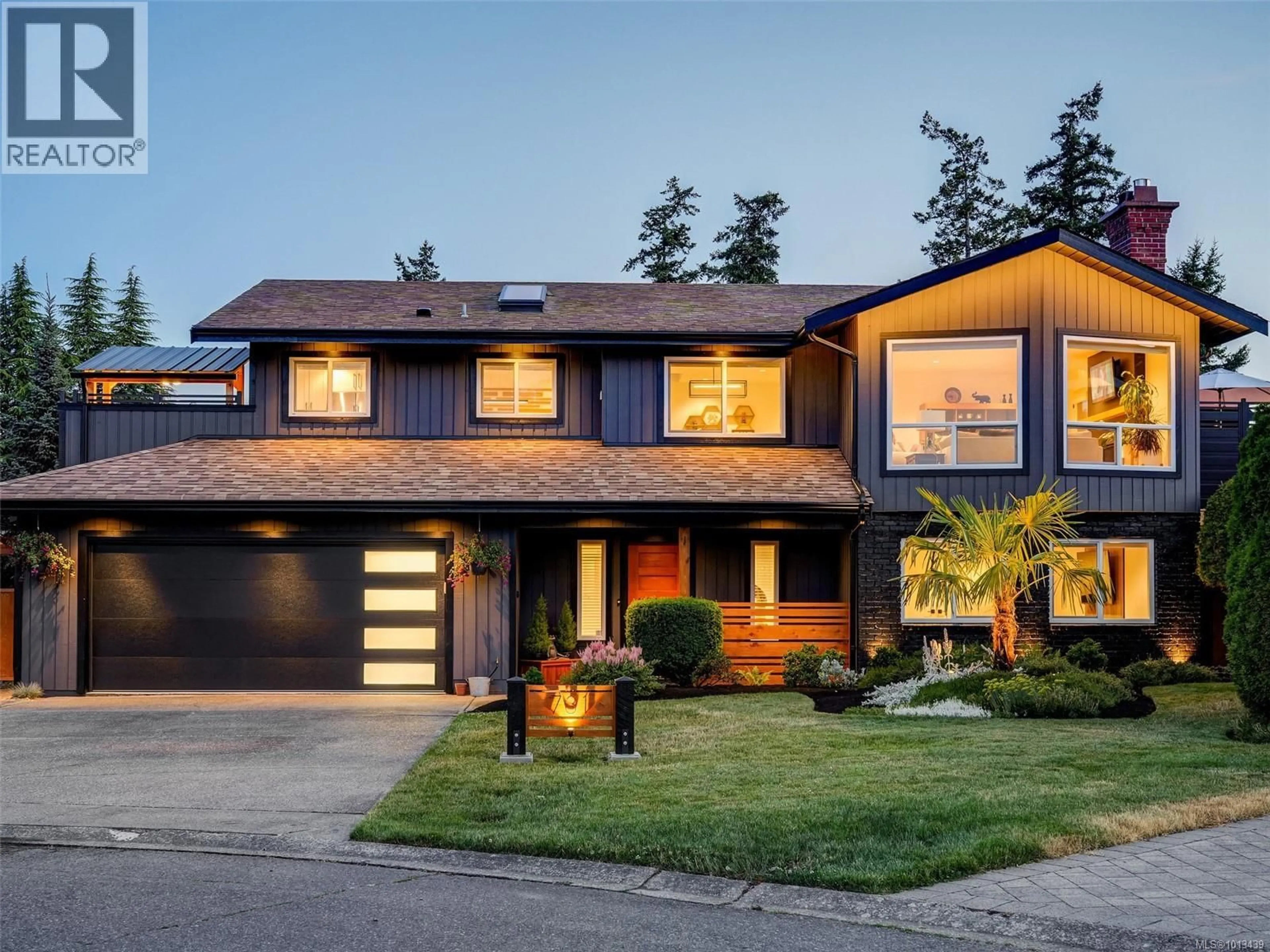 Home with brick exterior material, street for 731 PASKIN WAY, Saanich British Columbia V8Z6N4