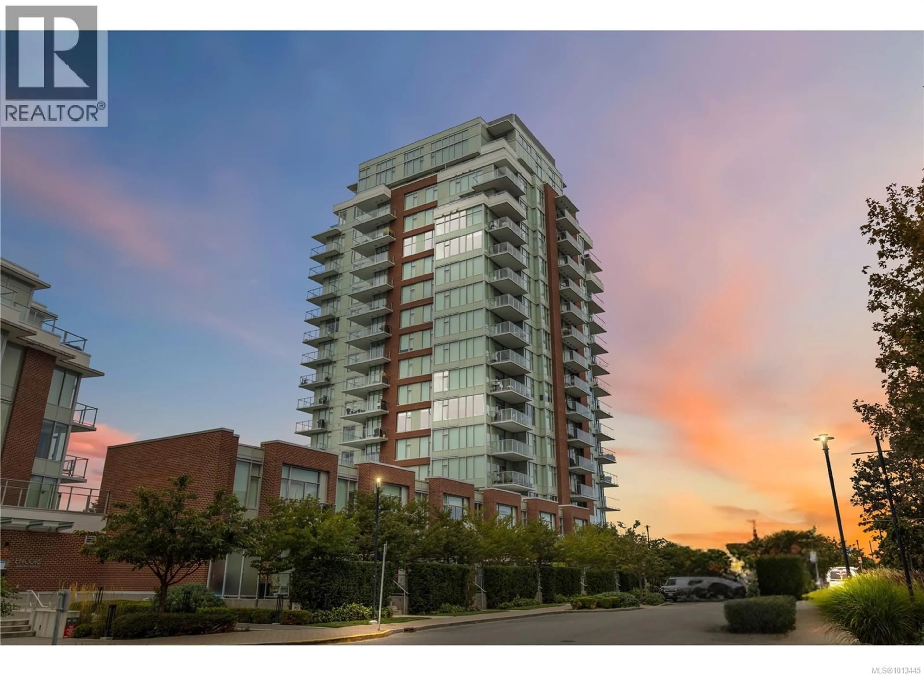 Blurry image for 305 - 60 SAGHALIE ROAD, Victoria British Columbia V9A0H1