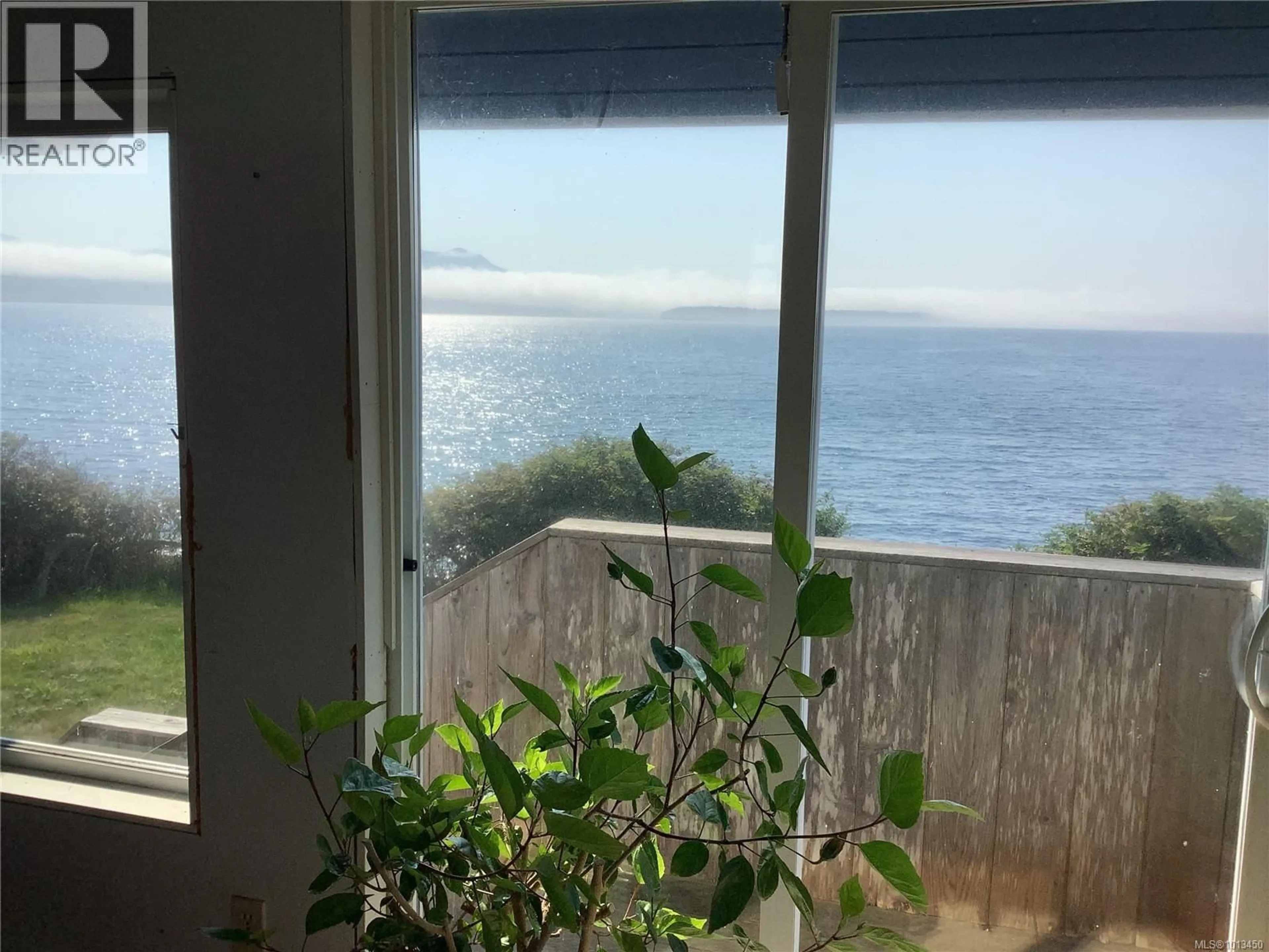 Balcony in the apartment, water/lake/river/ocean view for 90 1ST STREET, Sointula British Columbia V0N3E0