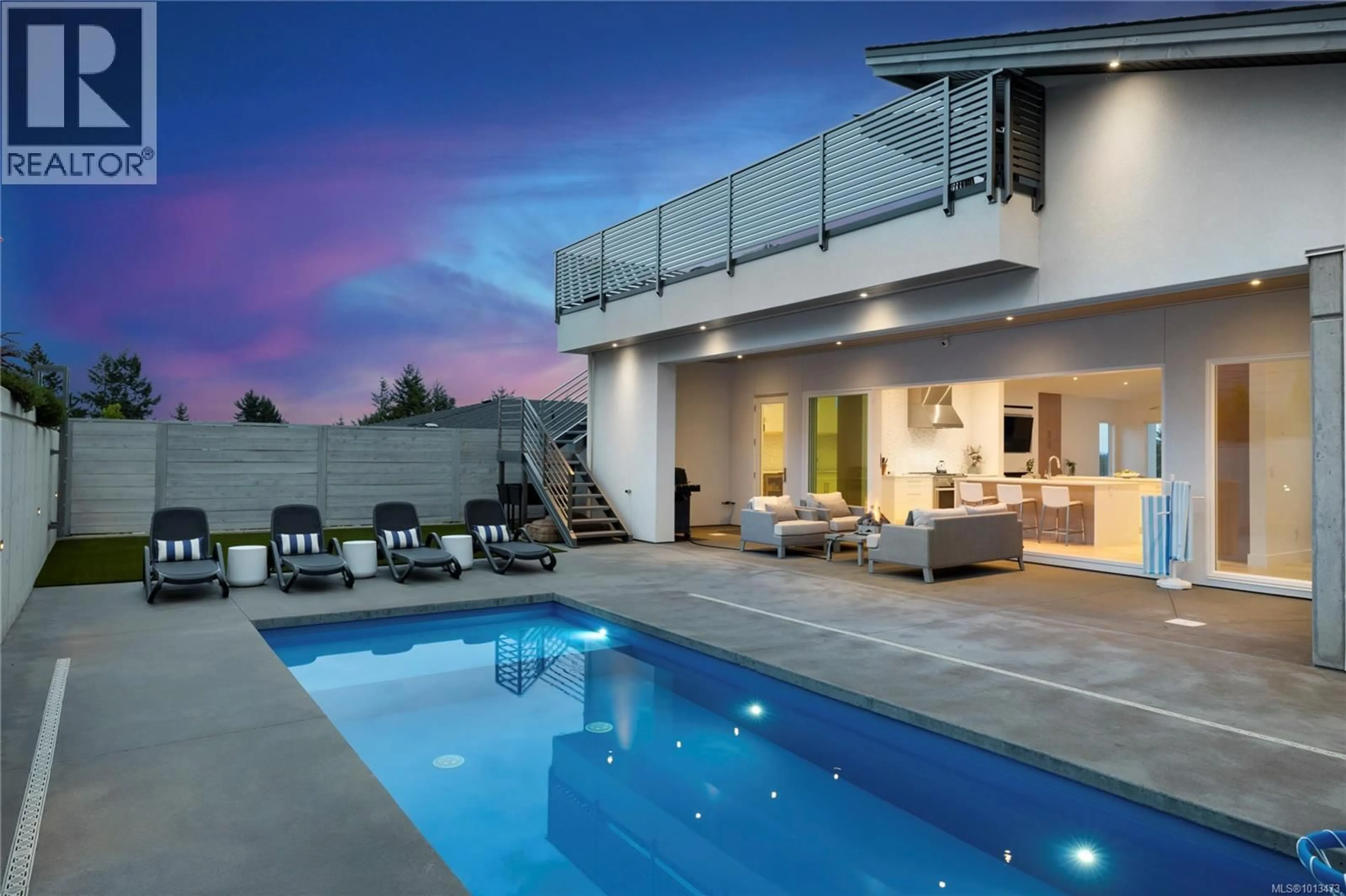 Pool for 156 GOLDEN OAKS CRESCENT, Nanaimo British Columbia V9T0K8