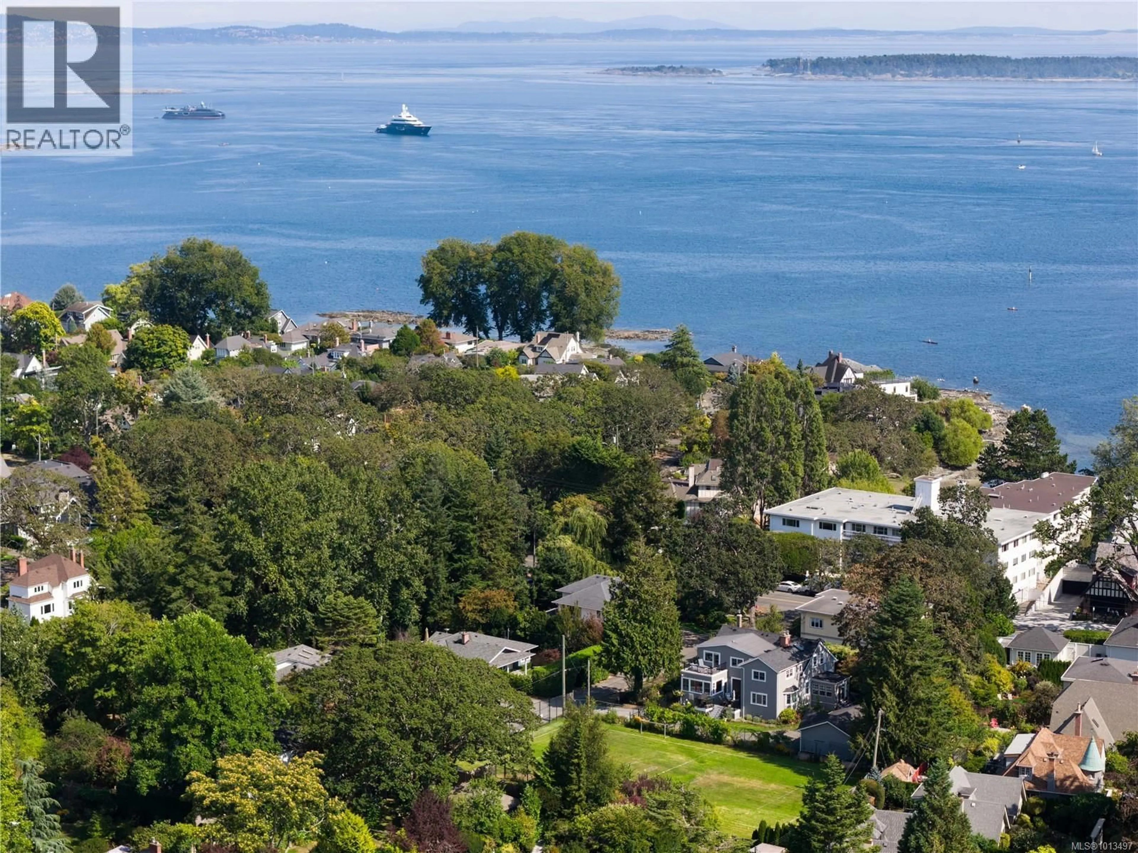 A pic from outside/outdoor area/front of a property/back of a property/a pic from drone, water/lake/river/ocean view for 2655 SHADY LANE, Oak Bay British Columbia V8R6T6