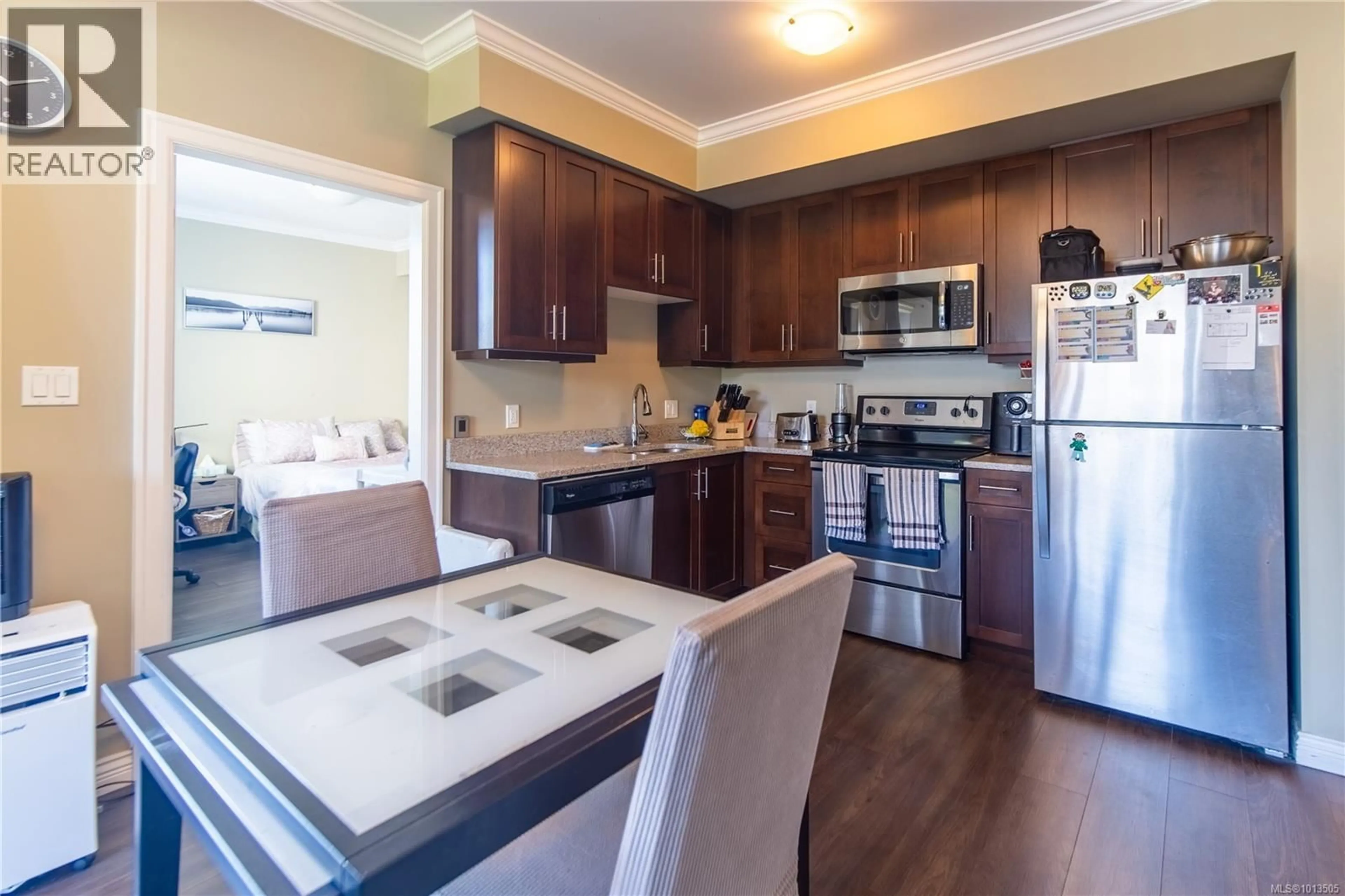 Open concept kitchen, unknown for 301 - 2409 BEVAN AVENUE, Sidney British Columbia V8L4N5