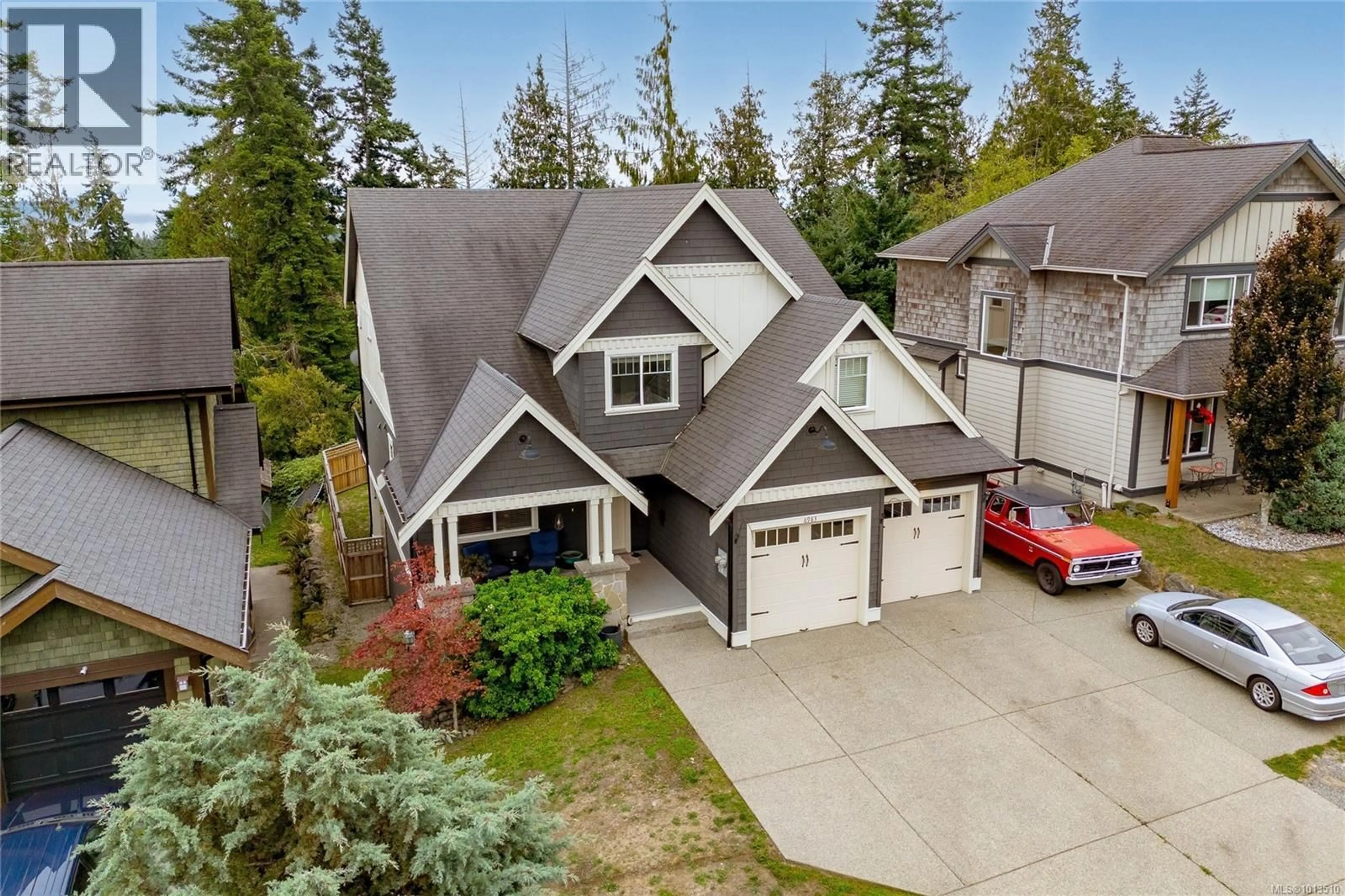 A pic from outside/outdoor area/front of a property/back of a property/a pic from drone, street for 6983 BRAILSFORD PLACE, Sooke British Columbia V9Z1J7
