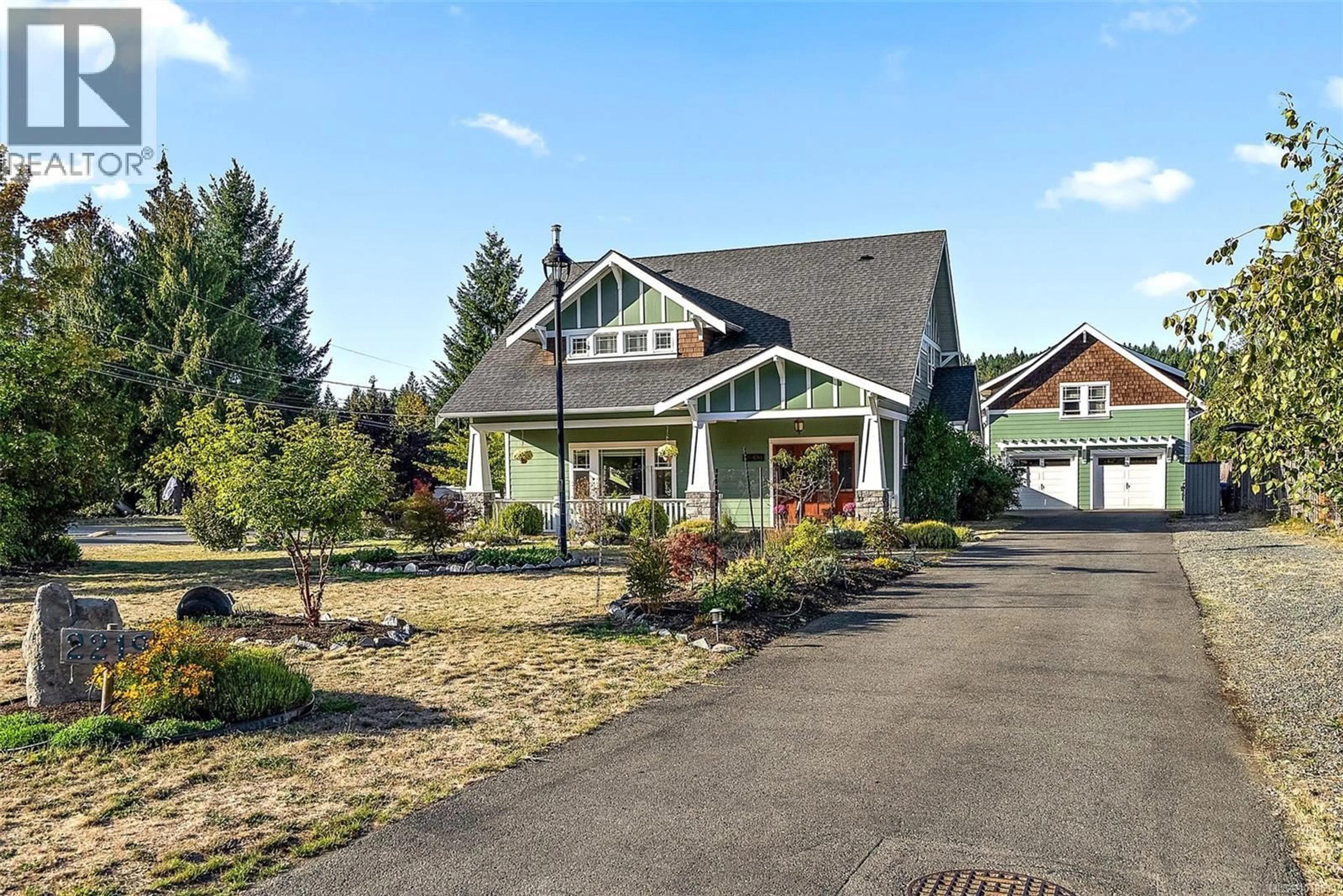 Home with vinyl exterior material, unknown for 2219 BARON ROAD, Shawnigan Lake British Columbia V8H0K4