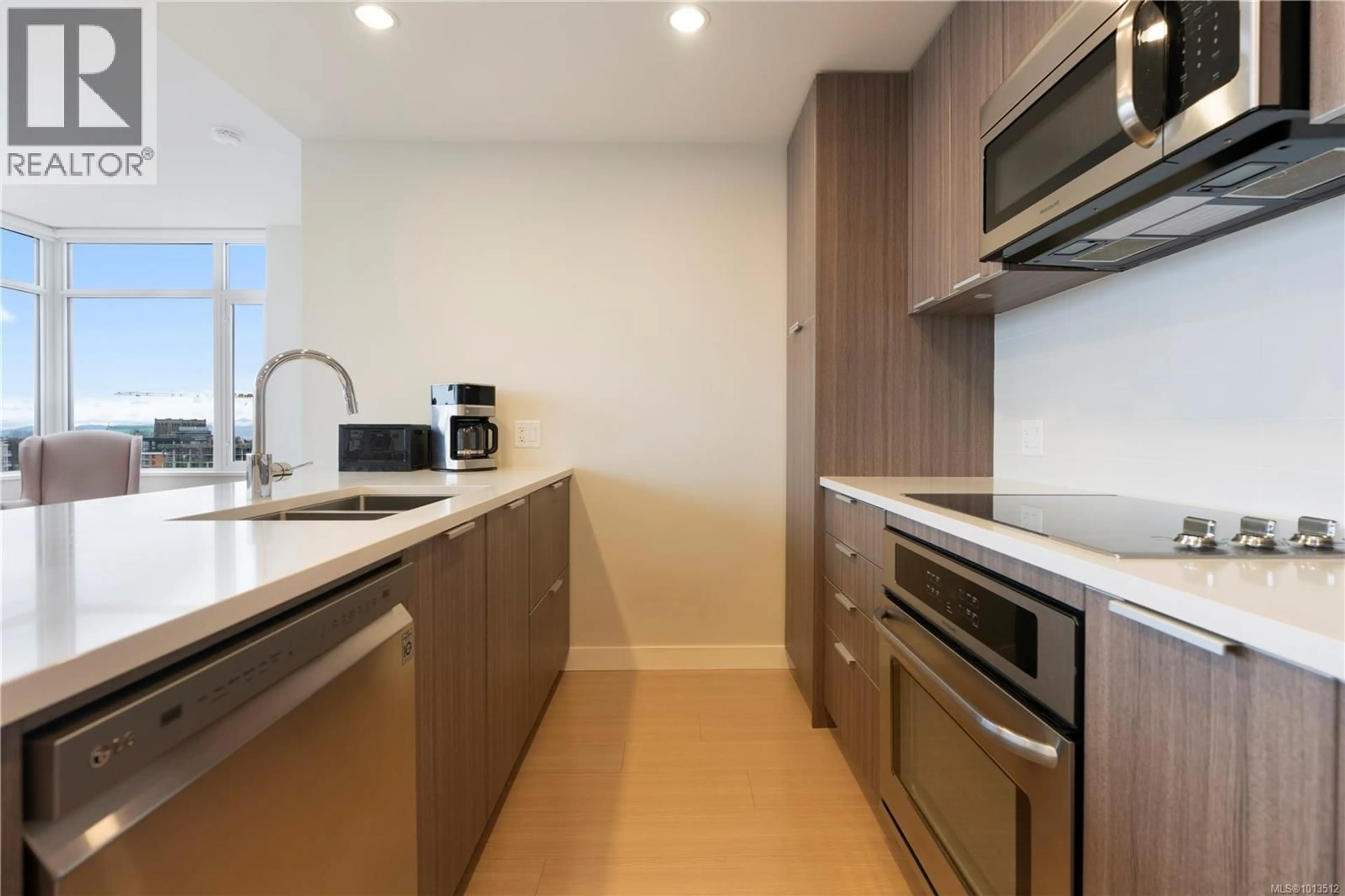 Standard kitchen, unknown for 1404 - 728 YATES STREET, Victoria British Columbia V8W0C8