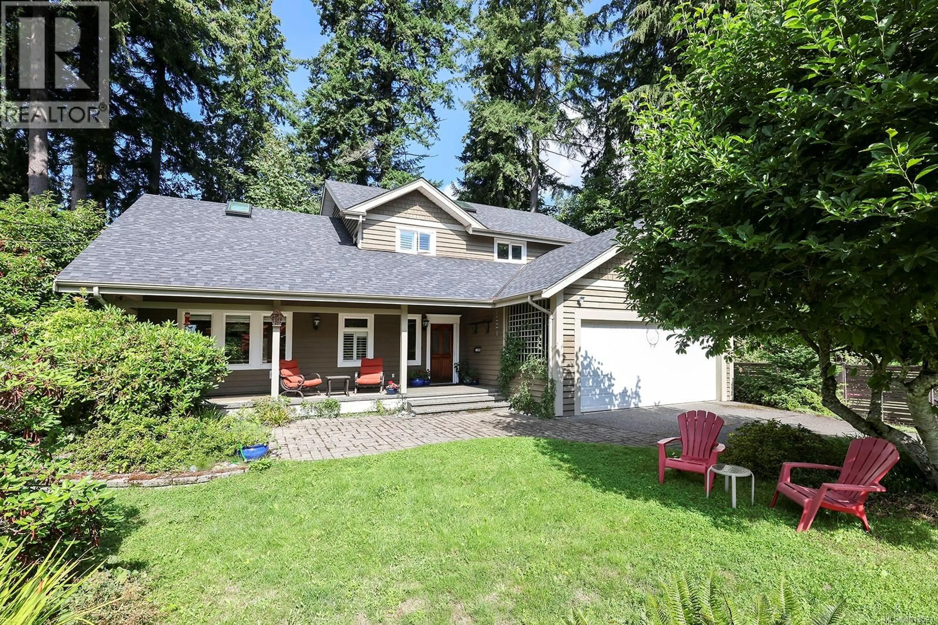Patio, street for 789 3RD STREET, Courtenay British Columbia V9N1E9