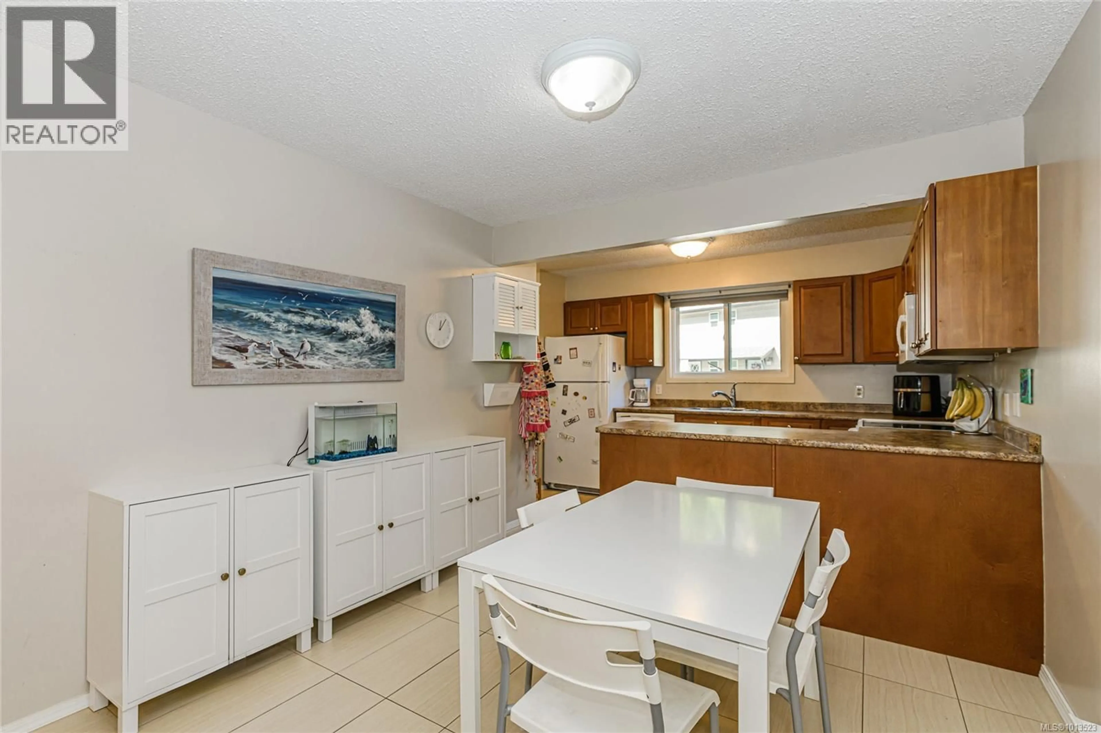 Standard kitchen, unknown for 18 - 3025 COWICHAN LAKE ROAD, Duncan British Columbia V9L4B5