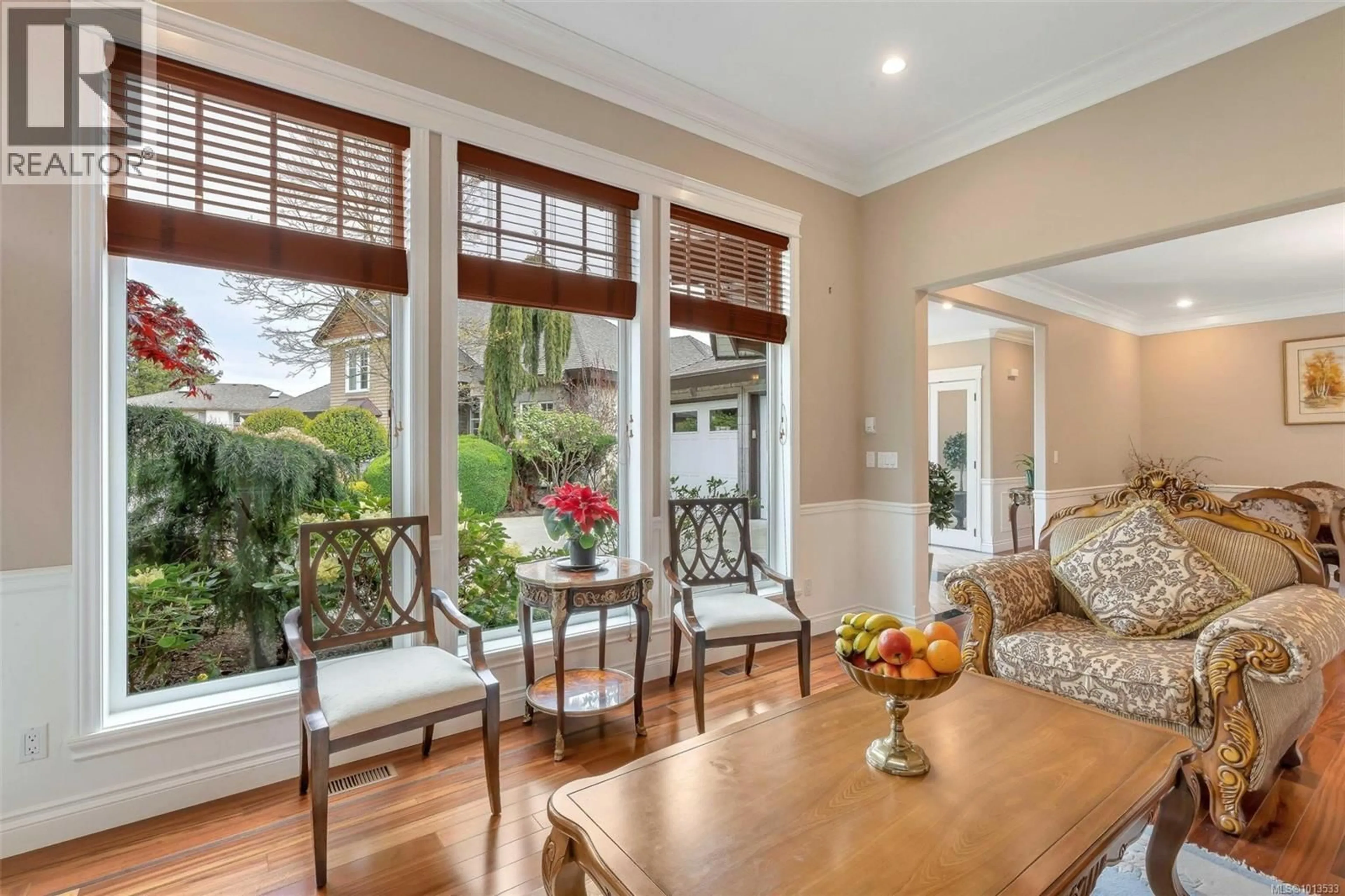 Dining room, unknown for 1705 DE SOUSA PLACE, Saanich British Columbia V8N3L3