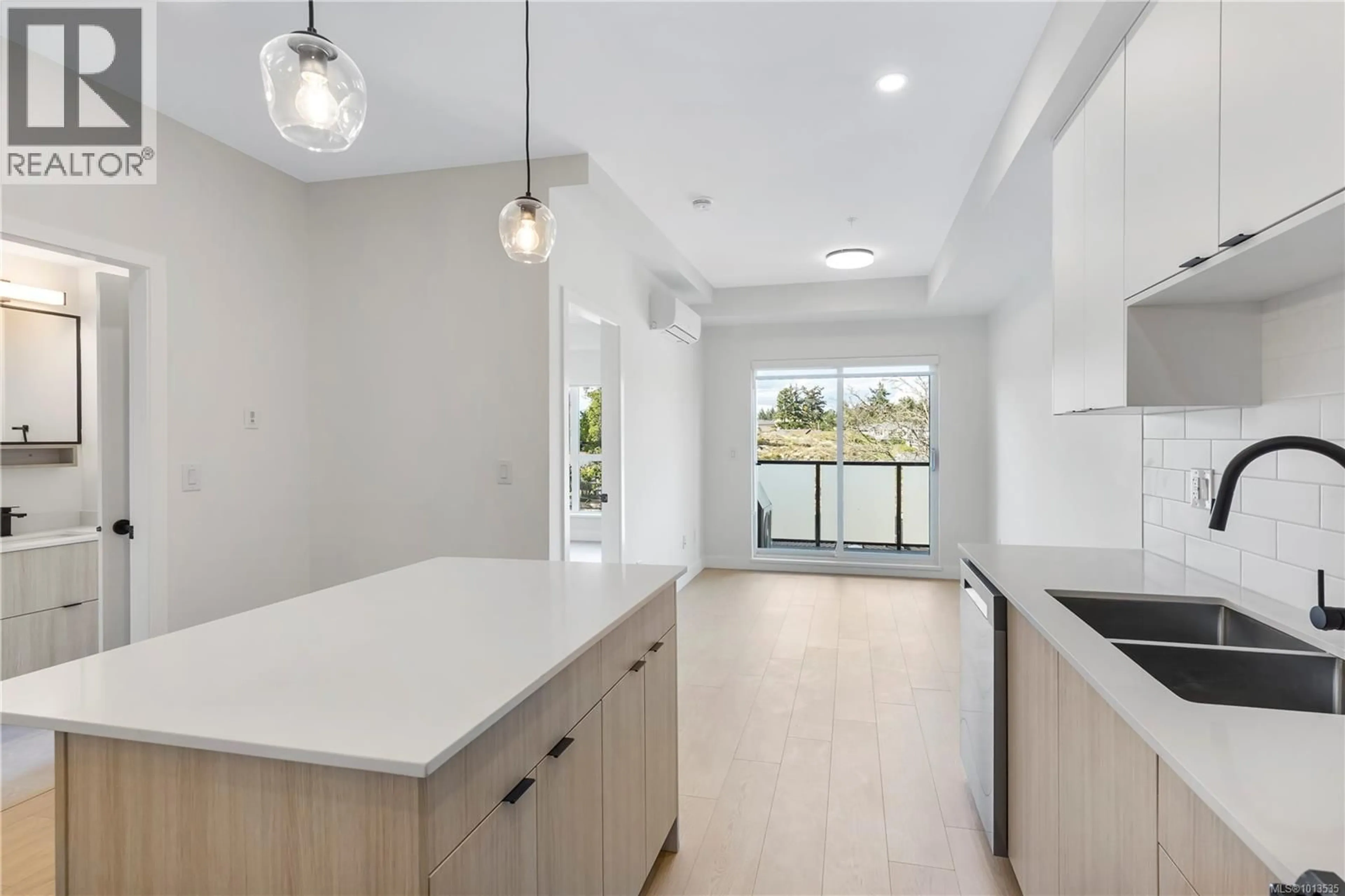 Open concept kitchen, unknown for 433 - 2629 MILLSTREAM ROAD, Langford British Columbia V9B3R8