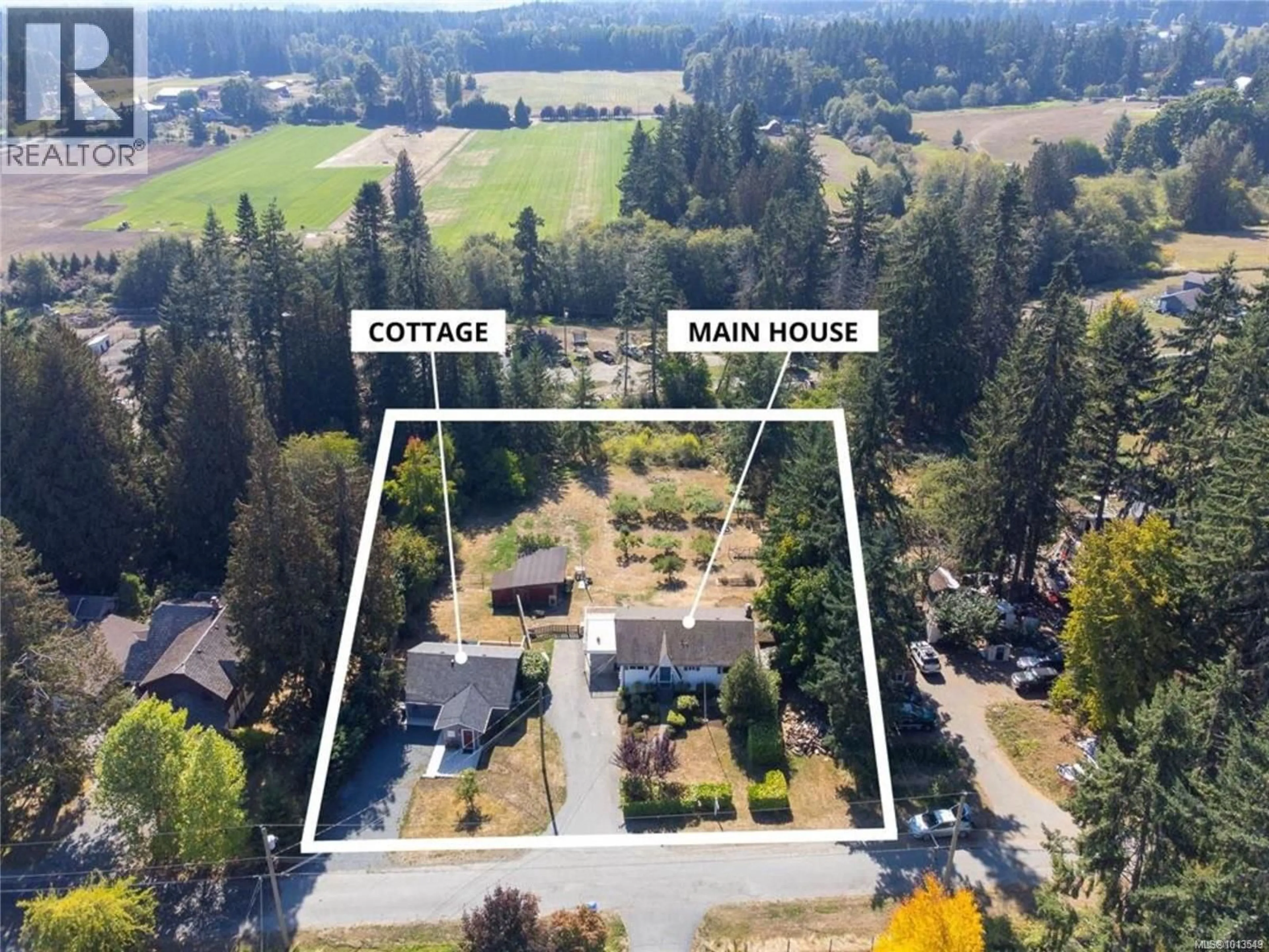 A pic from outside/outdoor area/front of a property/back of a property/a pic from drone, unknown for 1777 EGLINGTON AVENUE, Nanaimo British Columbia V9X1T8