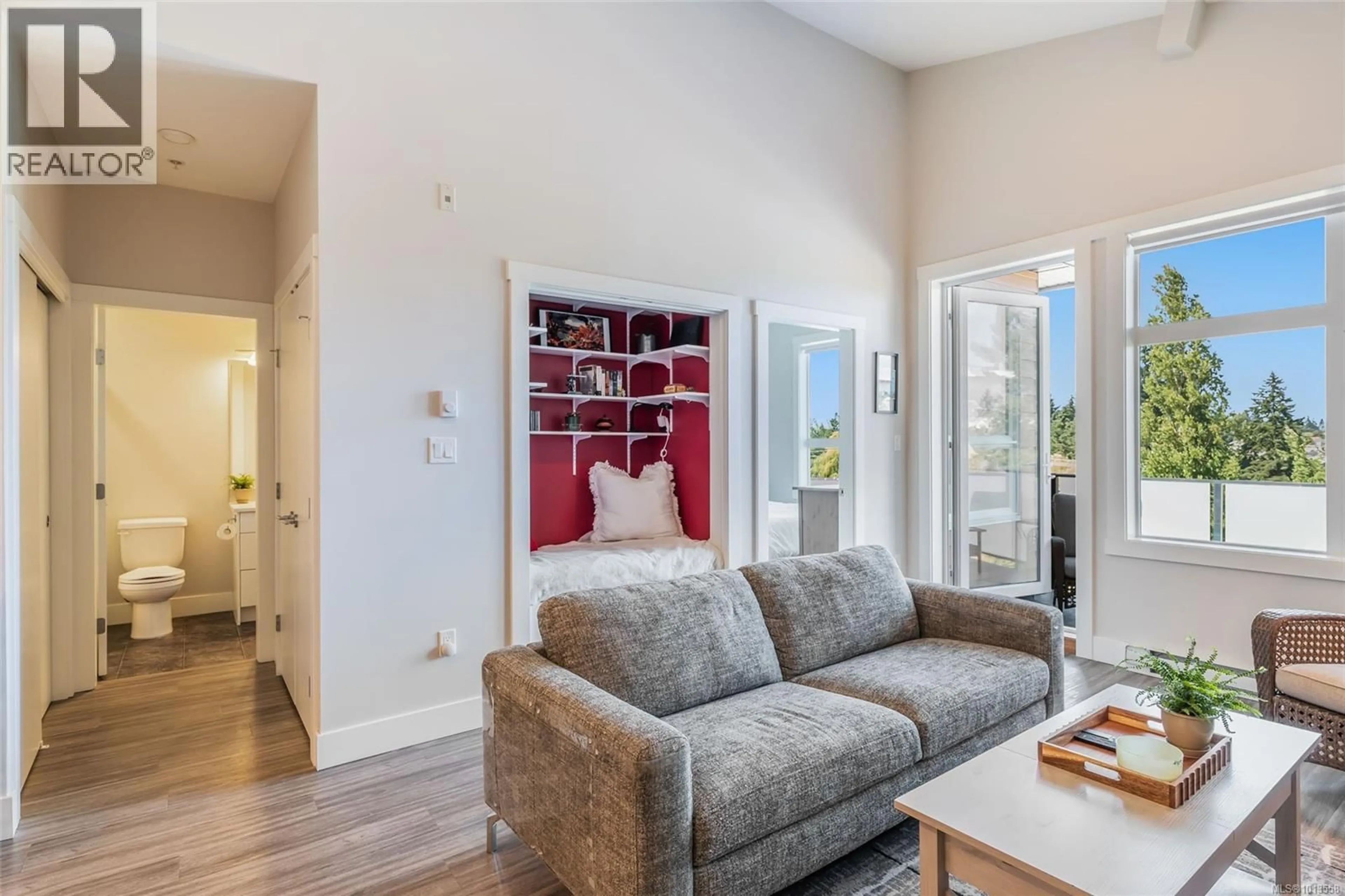 Living room with furniture, unknown for 308 - 525 THIRD STREET, Nanaimo British Columbia V9R1W7