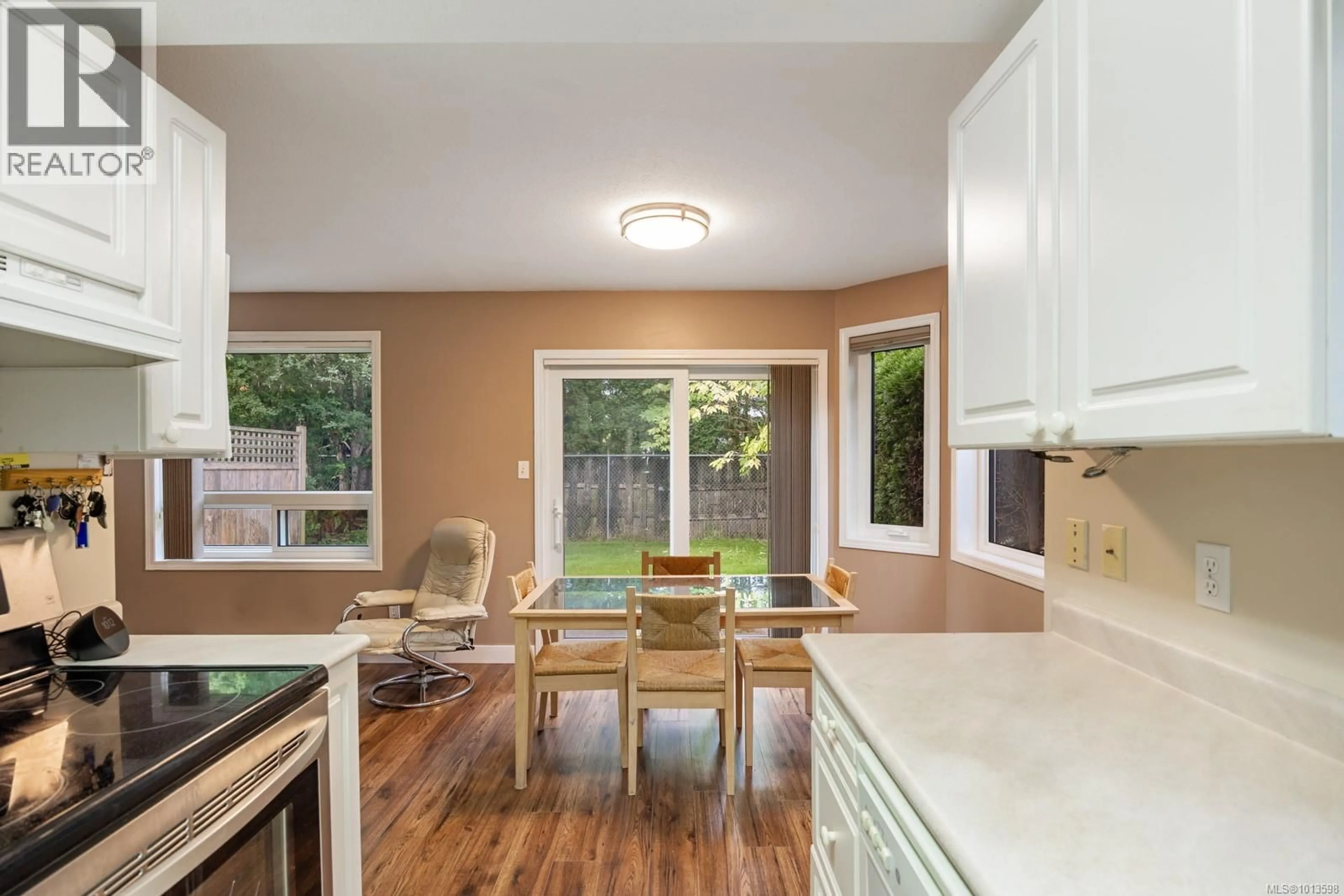 Open concept kitchen, unknown for 37 - 2355 VALLEY VIEW DRIVE, Courtenay British Columbia V9N9A5