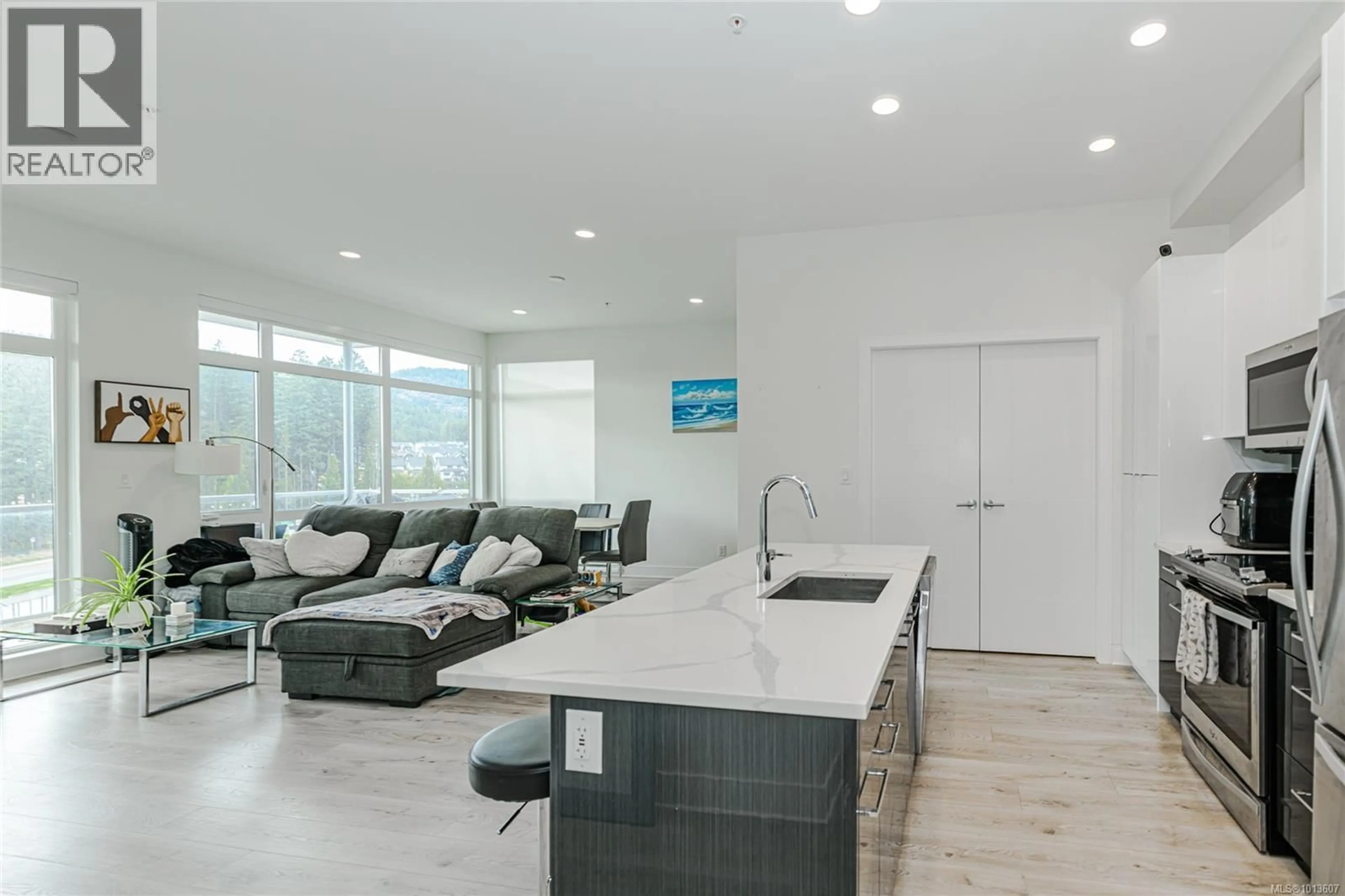Open concept kitchen, unknown for 609 - 1311 LAKEPOINT WAY, Langford British Columbia V9B0S7