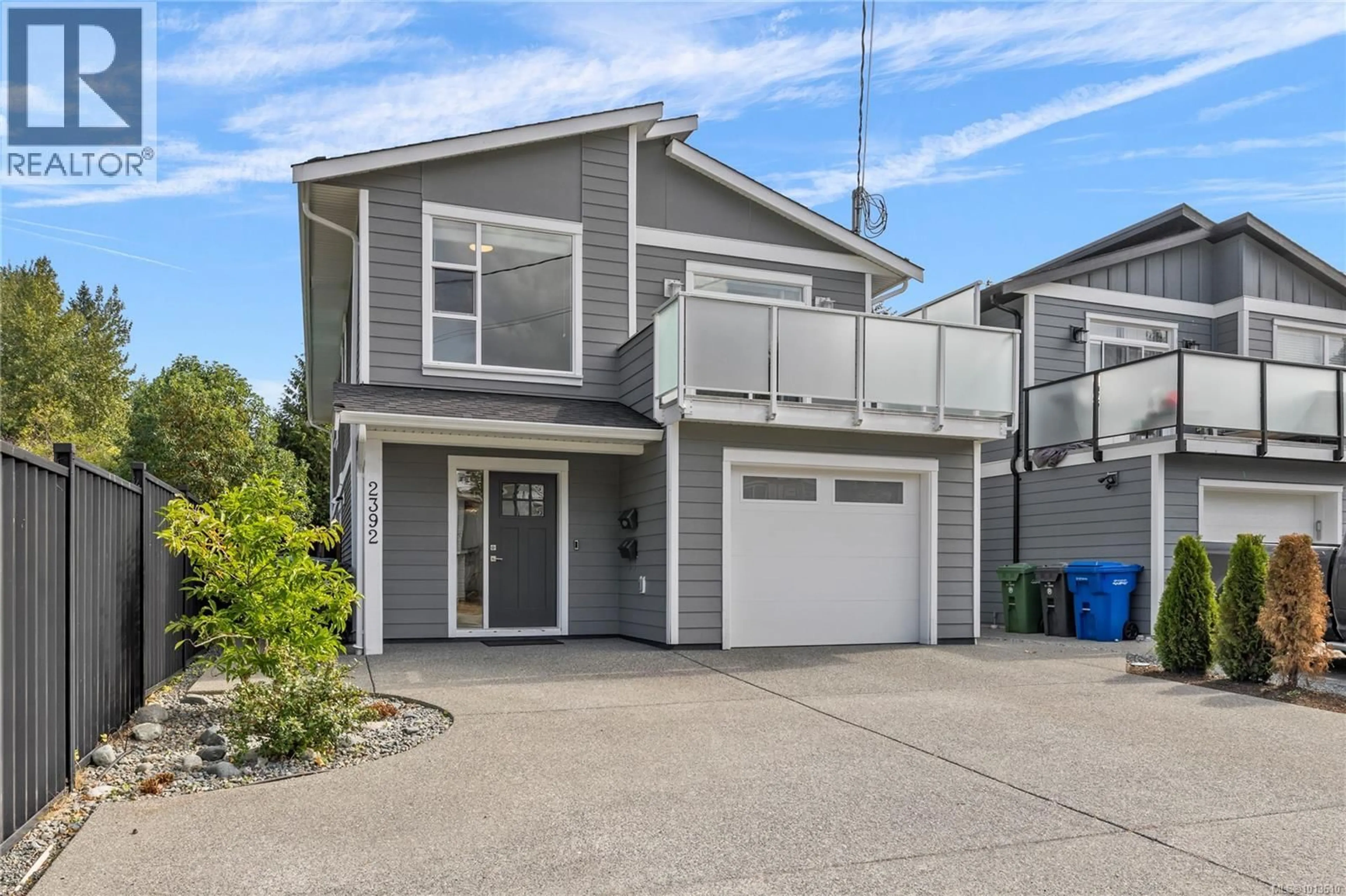 Home with vinyl exterior material, street for 2392 BARCLAY ROAD, Nanaimo British Columbia V9T3J9