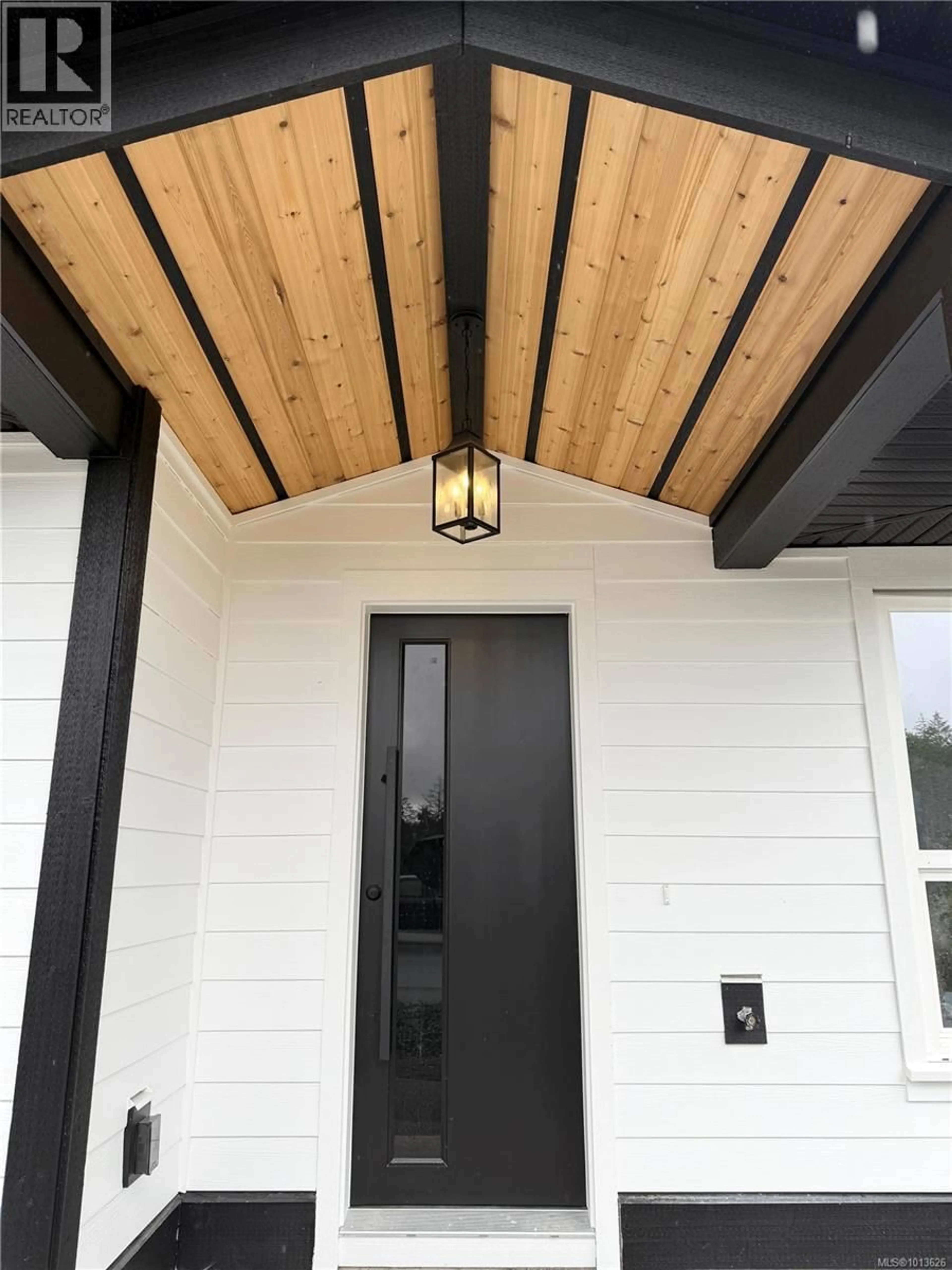 Indoor entryway for 6290 OLD MILL ROAD, Duncan British Columbia V9L0G7