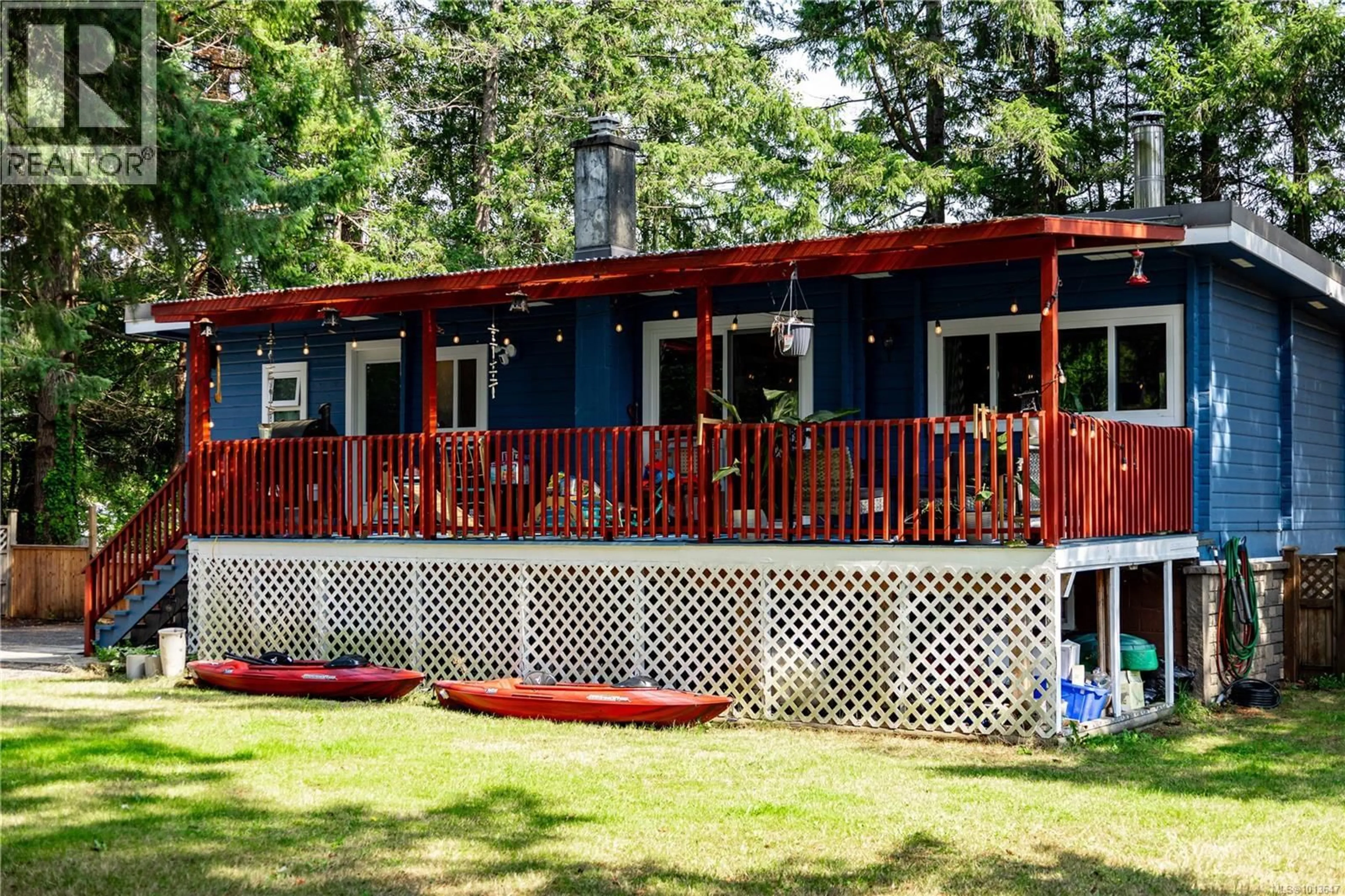 Patio, water/lake/river/ocean view for 3962 BARCLAY ROAD, Campbell River British Columbia V9W4Y4