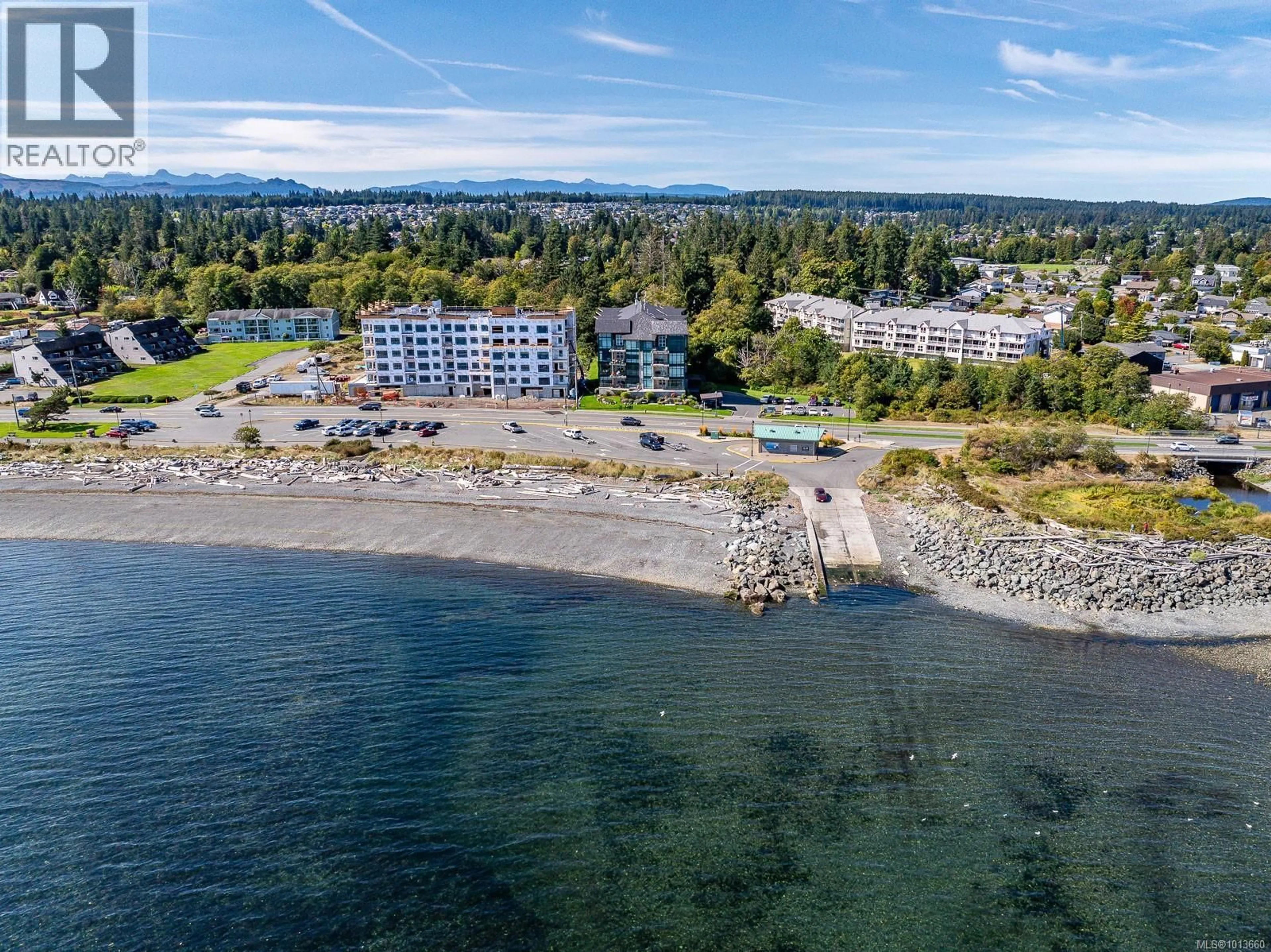 A pic from outside/outdoor area/front of a property/back of a property/a pic from drone, water/lake/river/ocean view for 106 - 2676 ISLAND HIGHWAY SOUTH, Campbell River British Columbia V9W1C7