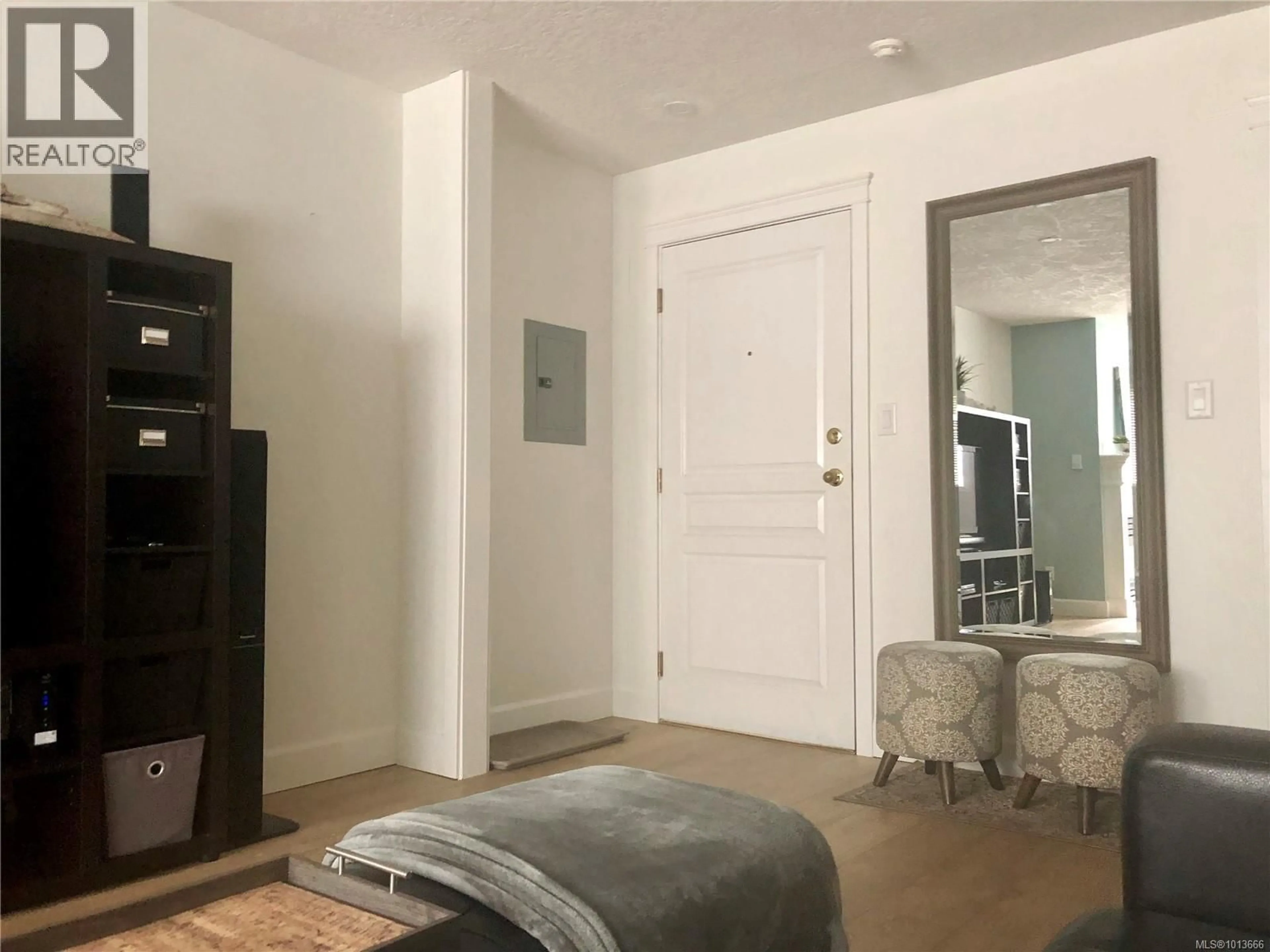 Unknown for 102 - 894 VERNON AVENUE, Saanich British Columbia V8X2W6