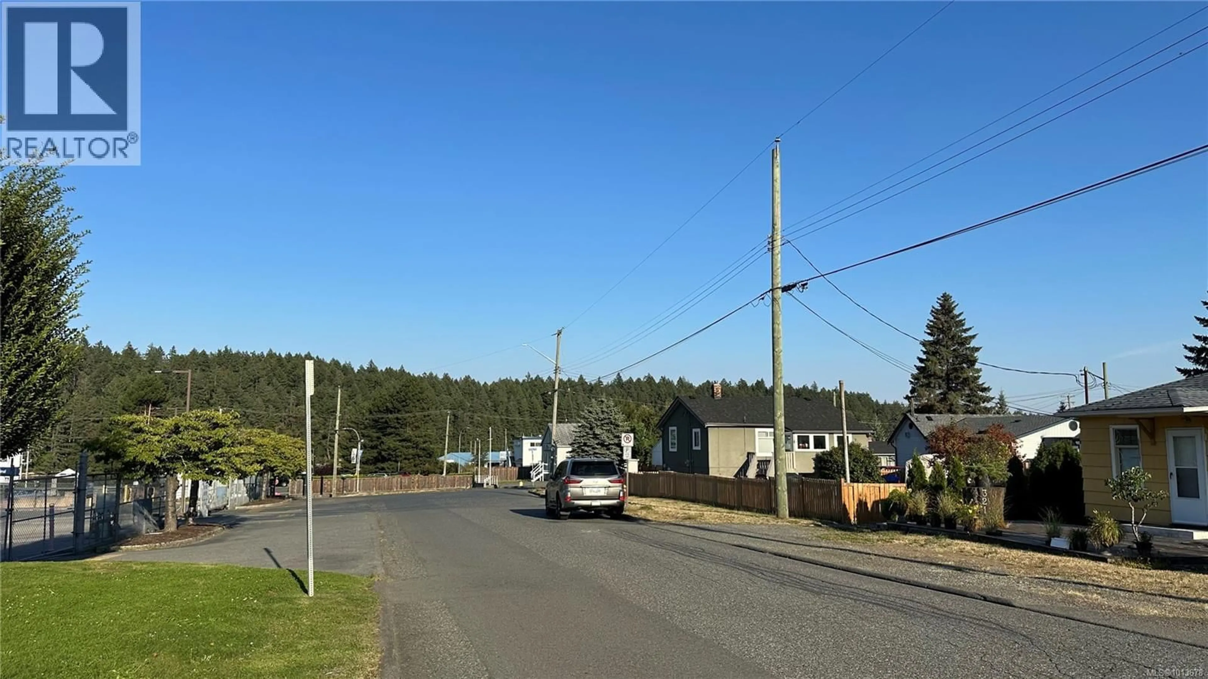 Blurry image for 341 POPLAR STREET, Nanaimo British Columbia V9S2G9