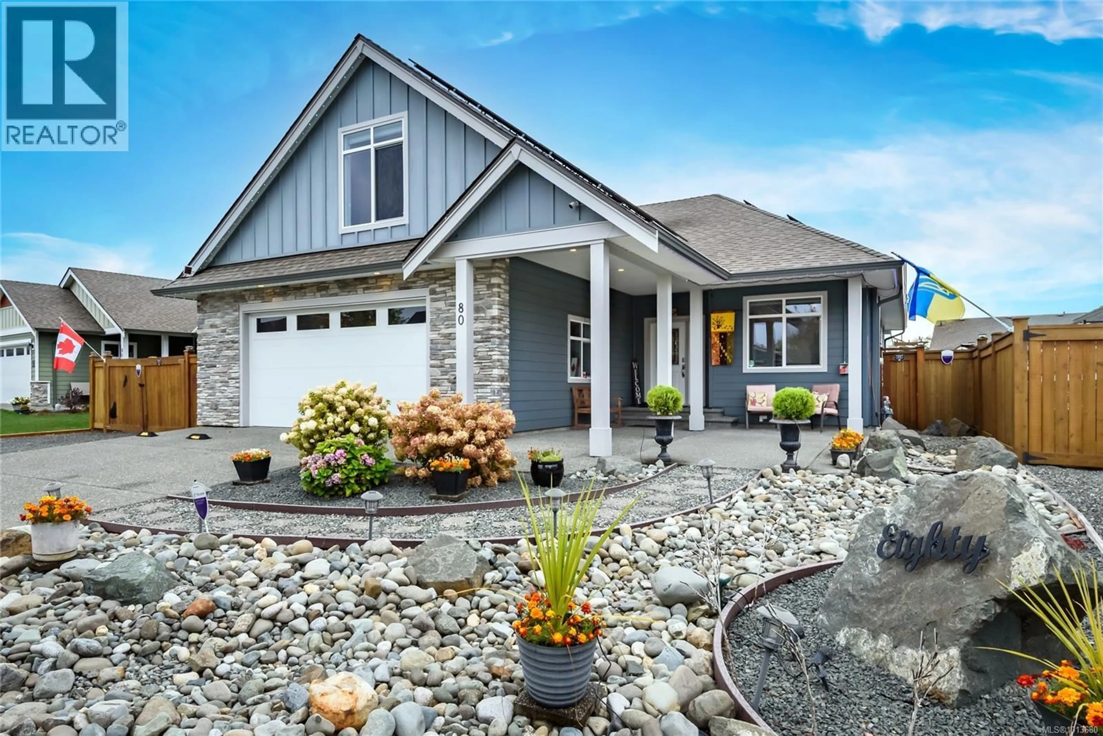 Home with vinyl exterior material, unknown for 80 NIKOLA ROAD, Campbell River British Columbia V9W0C9