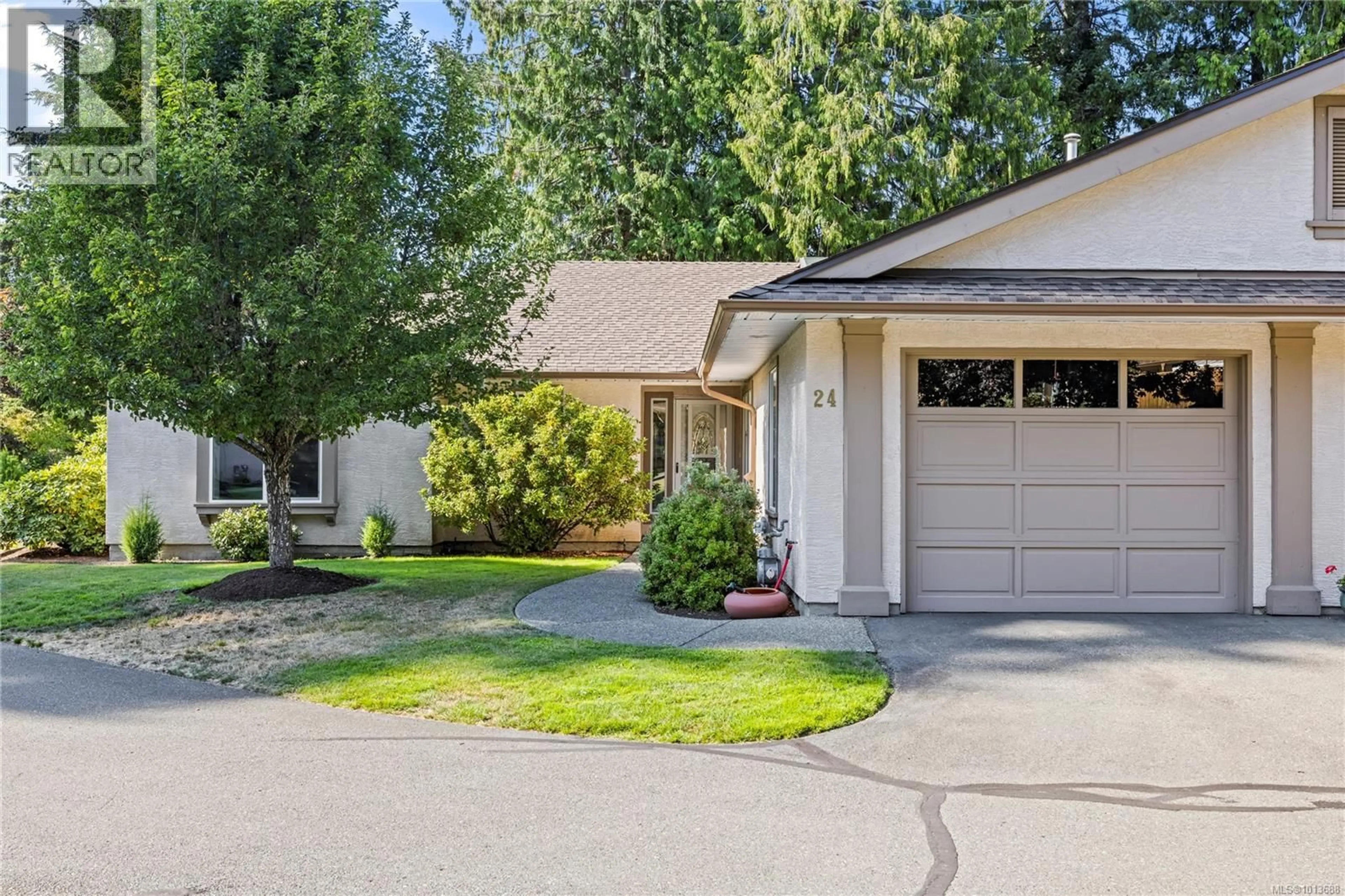 Unknown for 24 - 810 CHESTNUT STREET, Qualicum Beach British Columbia V9K2M6