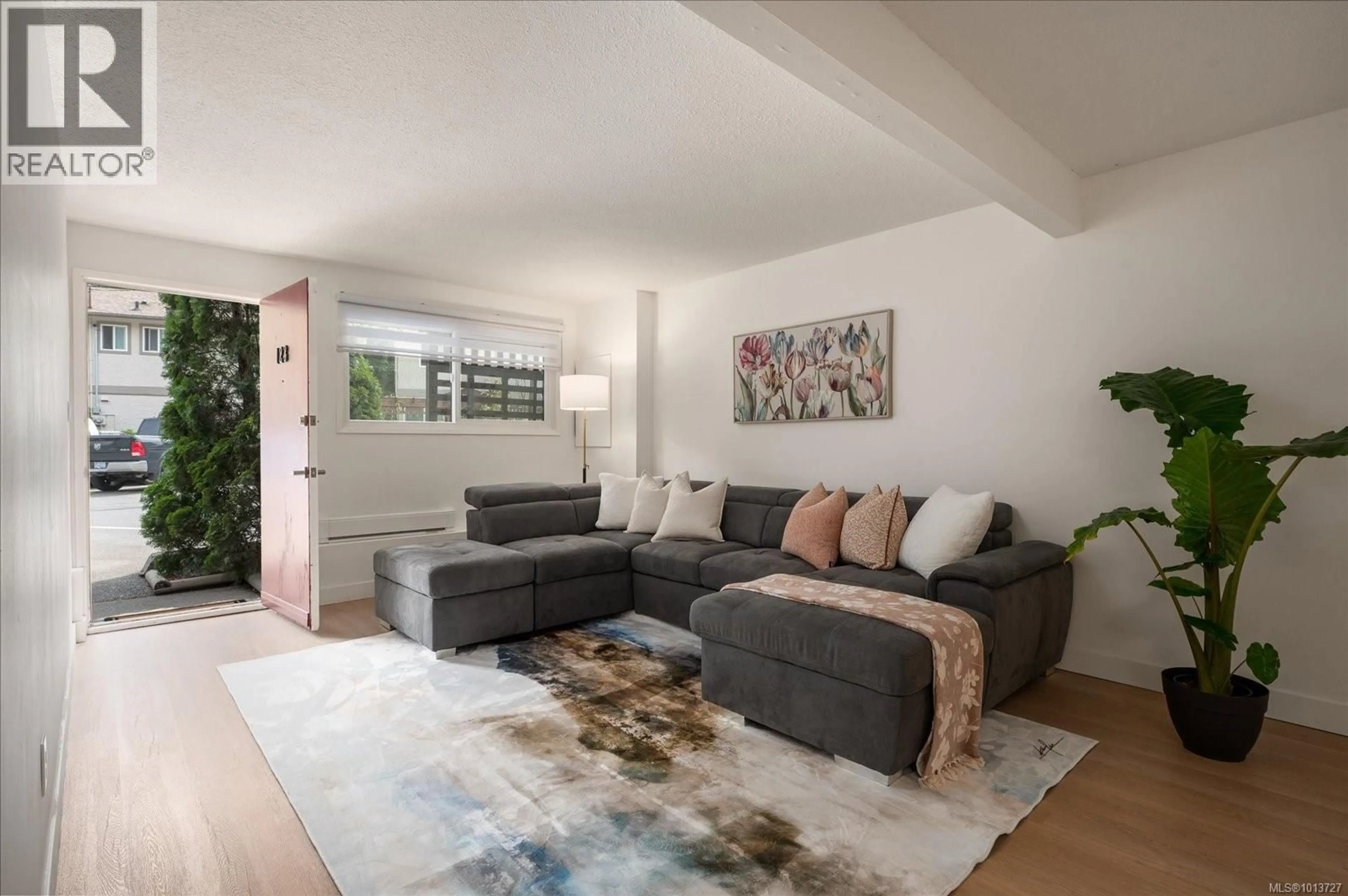 Living room with furniture, unknown for A & B - 123 ADAMS AVENUE, Nanaimo British Columbia V9S4R9