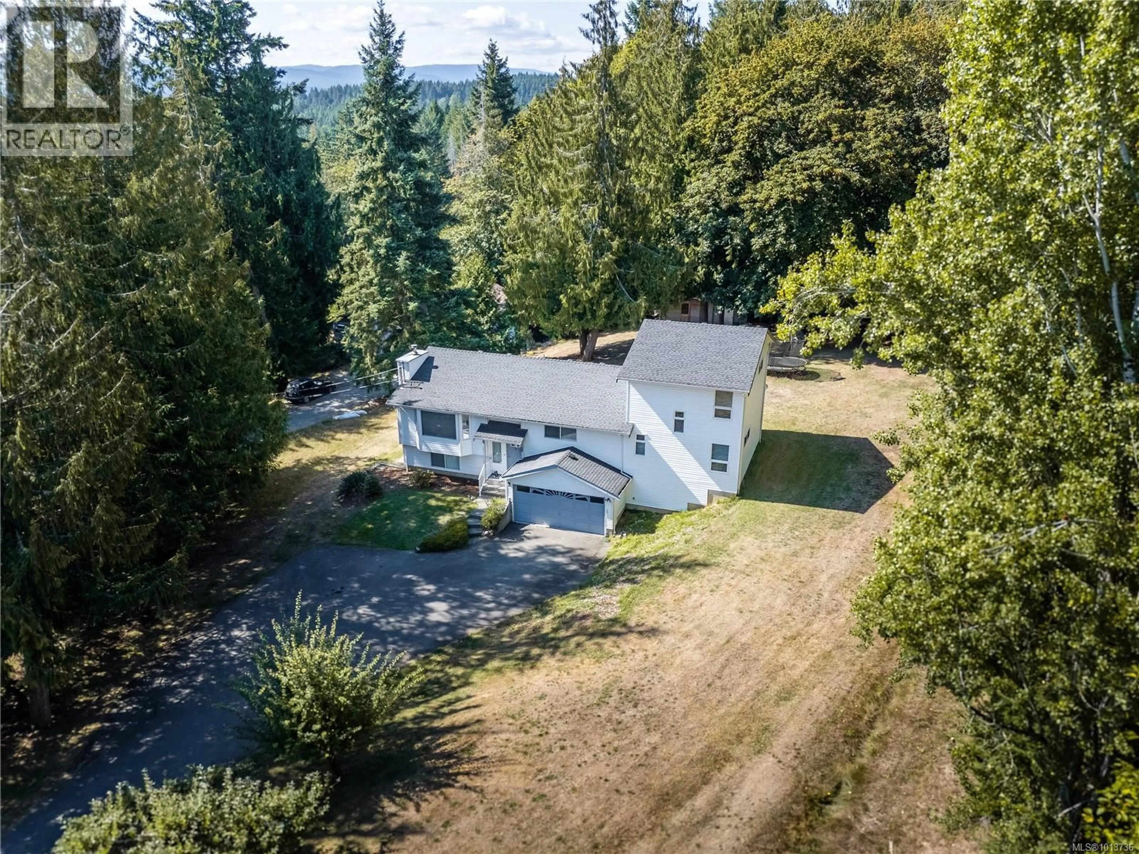 A pic from outside/outdoor area/front of a property/back of a property/a pic from drone, unknown for 3300 TYERMAN PLACE, Cobble Hill British Columbia V8H0B3
