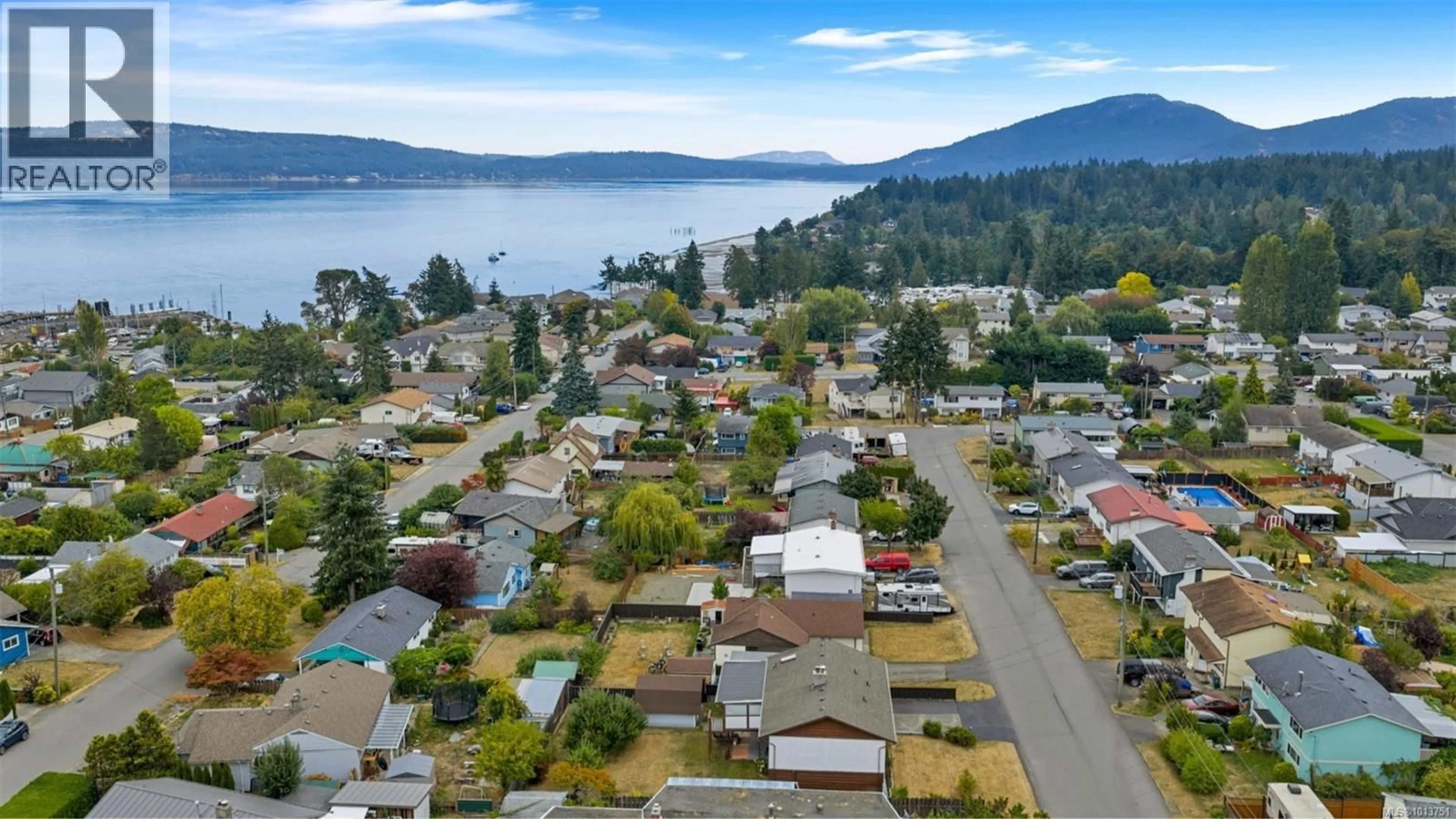 A pic from outside/outdoor area/front of a property/back of a property/a pic from drone, water/lake/river/ocean view for 1585 FREDA STREET, Crofton British Columbia V0R1R0