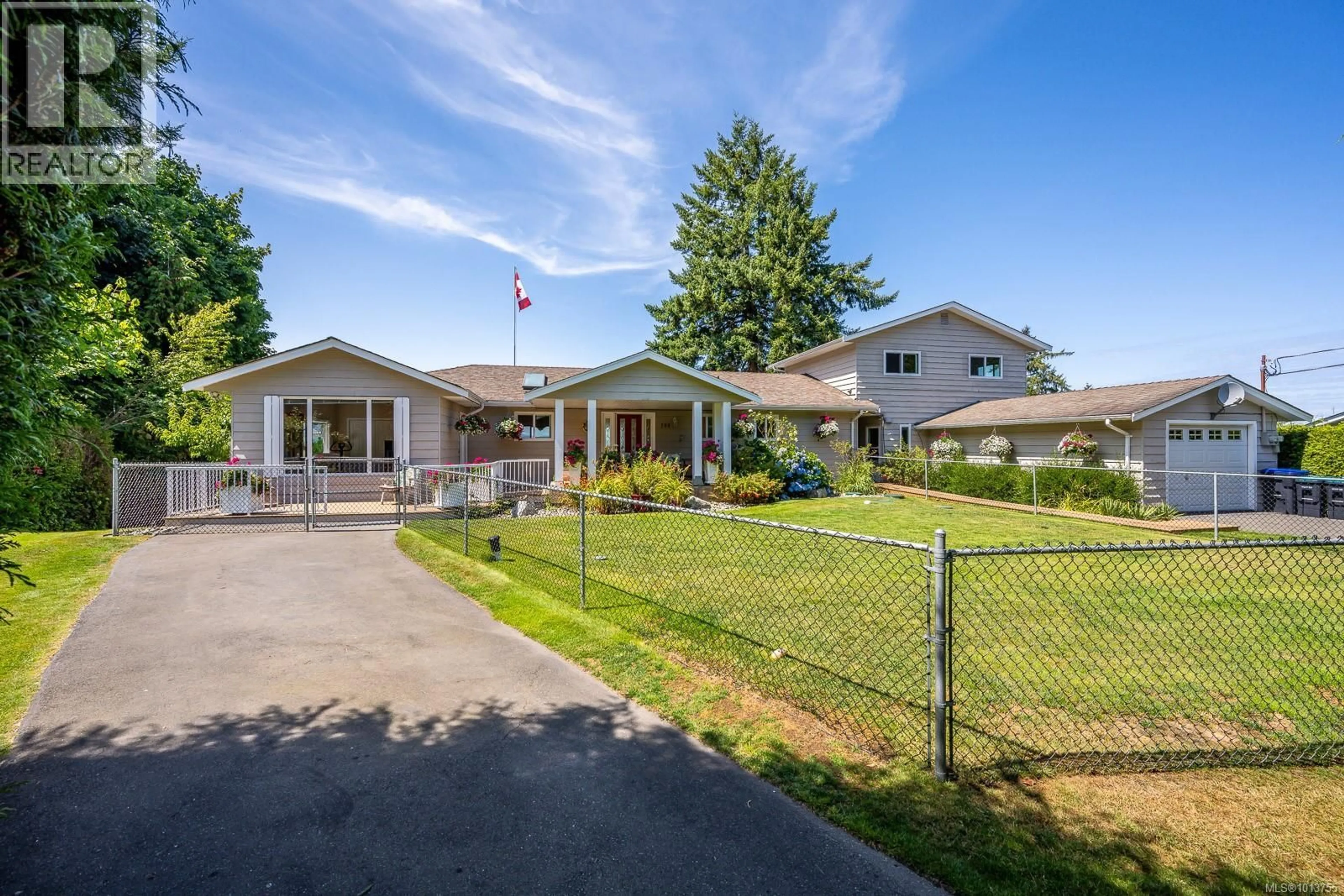 Unknown for 200 CROME POINT ROAD, Bowser British Columbia V0R1G0
