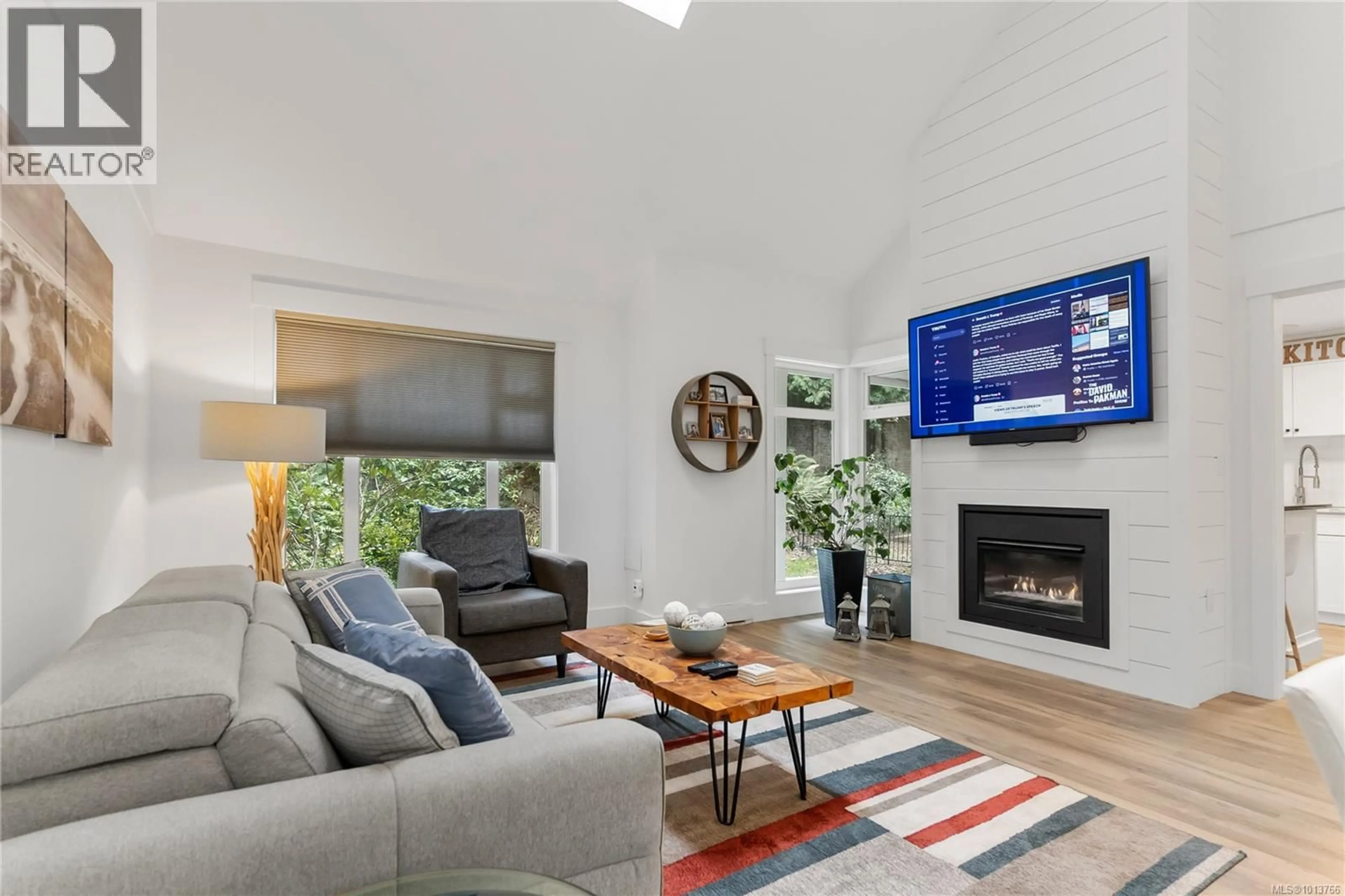 Living room with furniture, unknown for 5274 ARBOUR CRESCENT, Nanaimo British Columbia V9T6E5