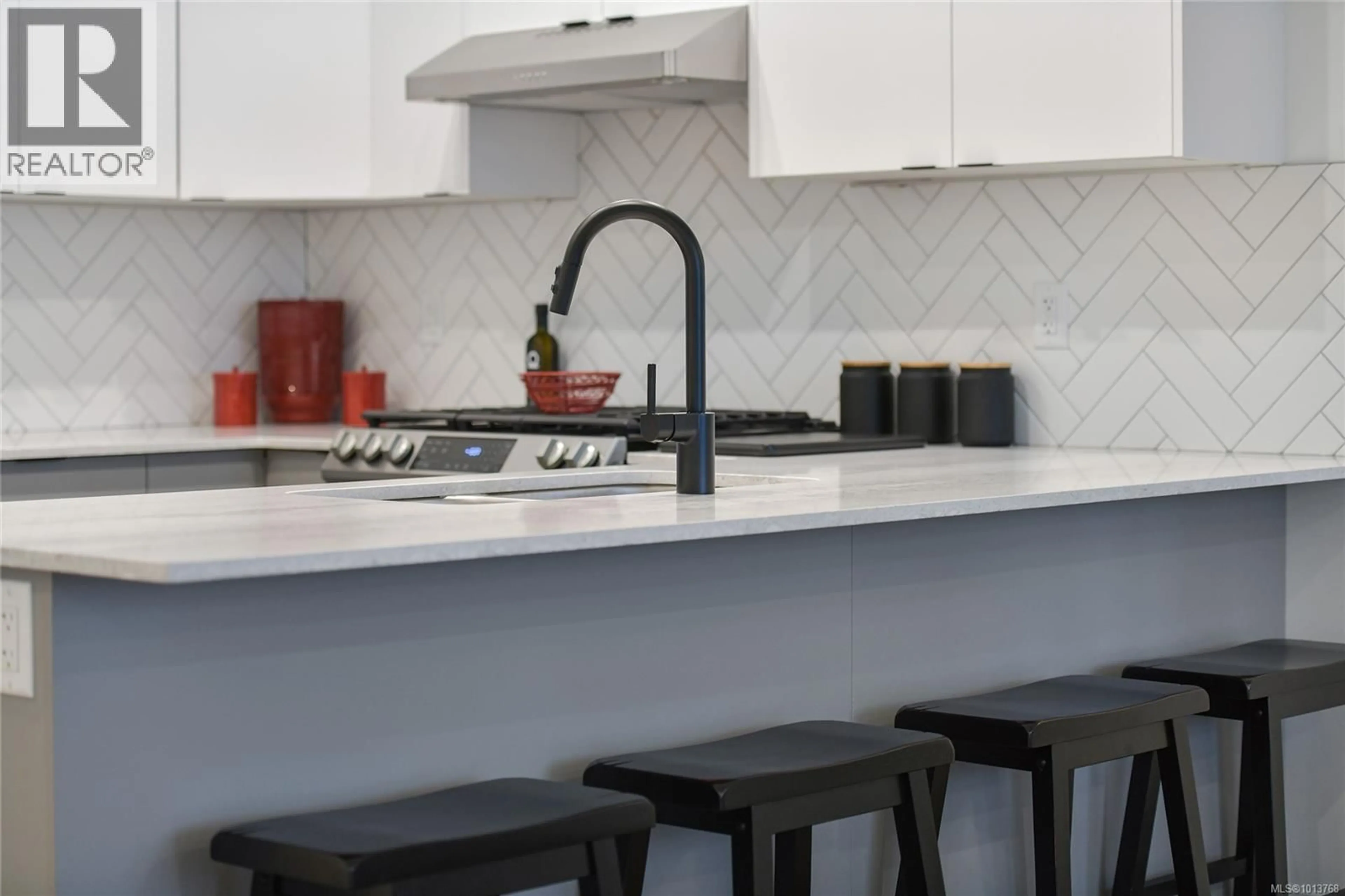 Contemporary kitchen, ceramic/tile floor for 206 - 1114 SAMAR CRESCENT, Langford British Columbia V9B7C5