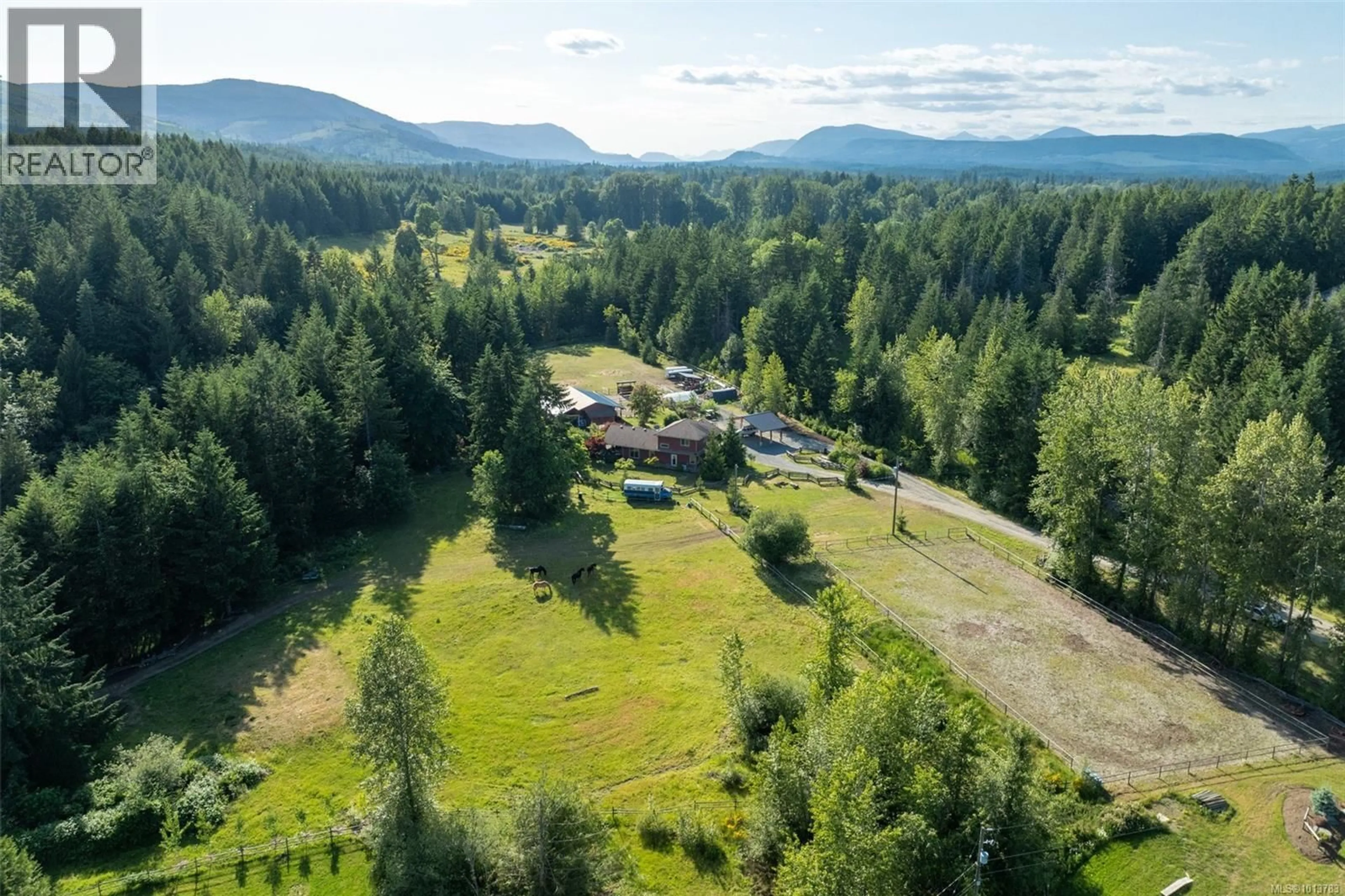 A pic from outside/outdoor area/front of a property/back of a property/a pic from drone, mountain view for 3700 HANKINS ROAD, Duncan British Columbia V9L6T2