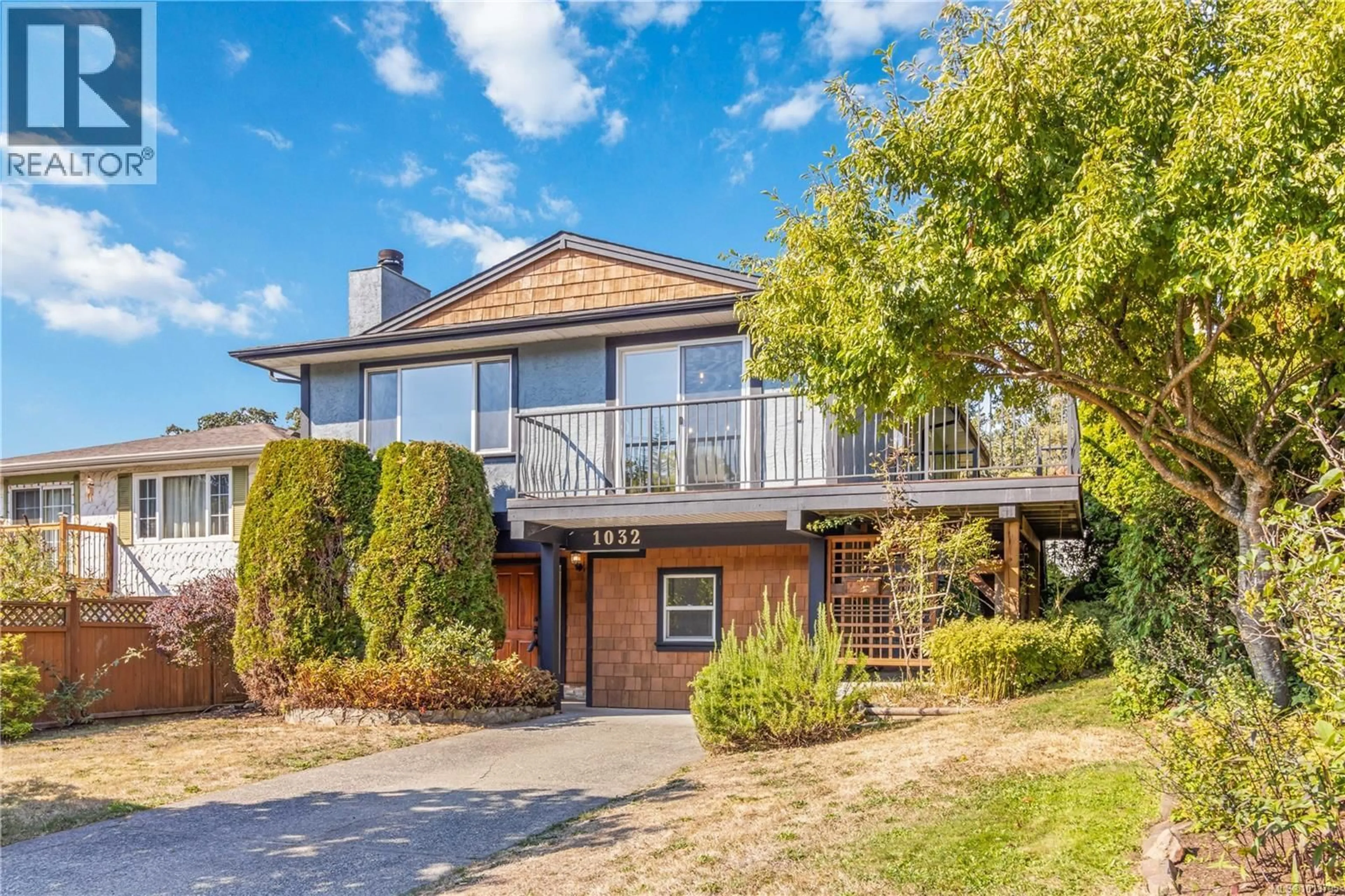 Unknown for 1032 LEEDS PLACE, Saanich British Columbia V8X4B9