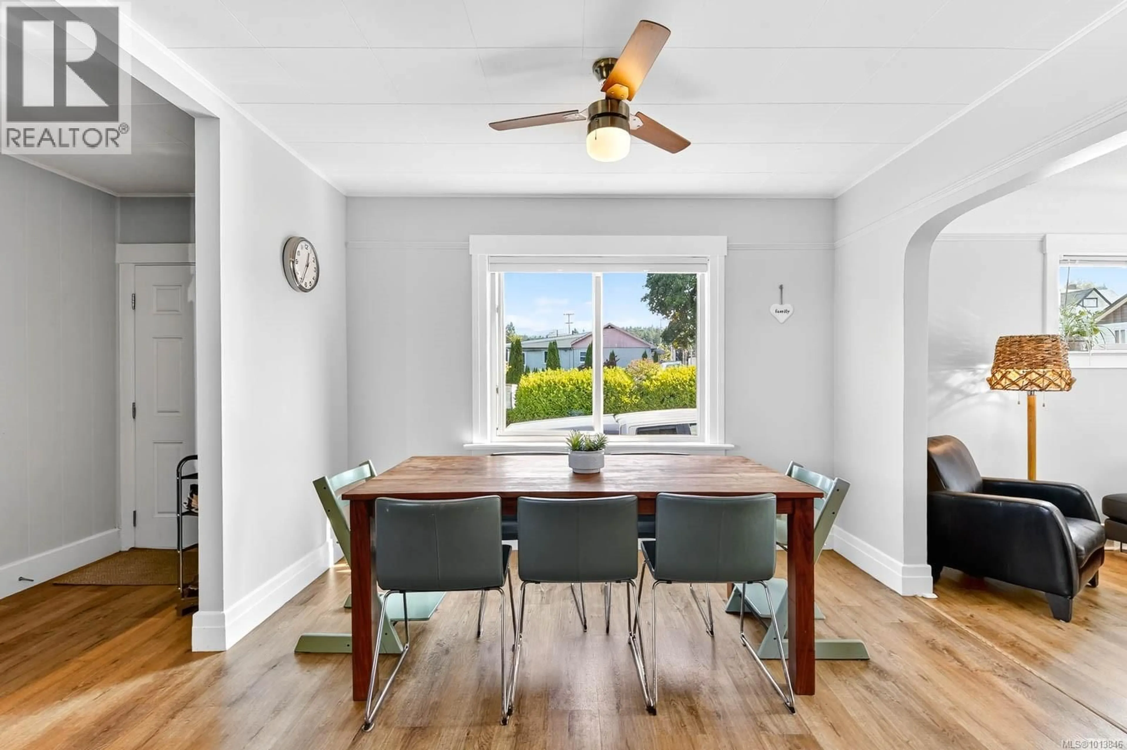 Dining room, wood/laminate floor for 4703 STRATHERN STREET, Port Alberni British Columbia V9Y3E8