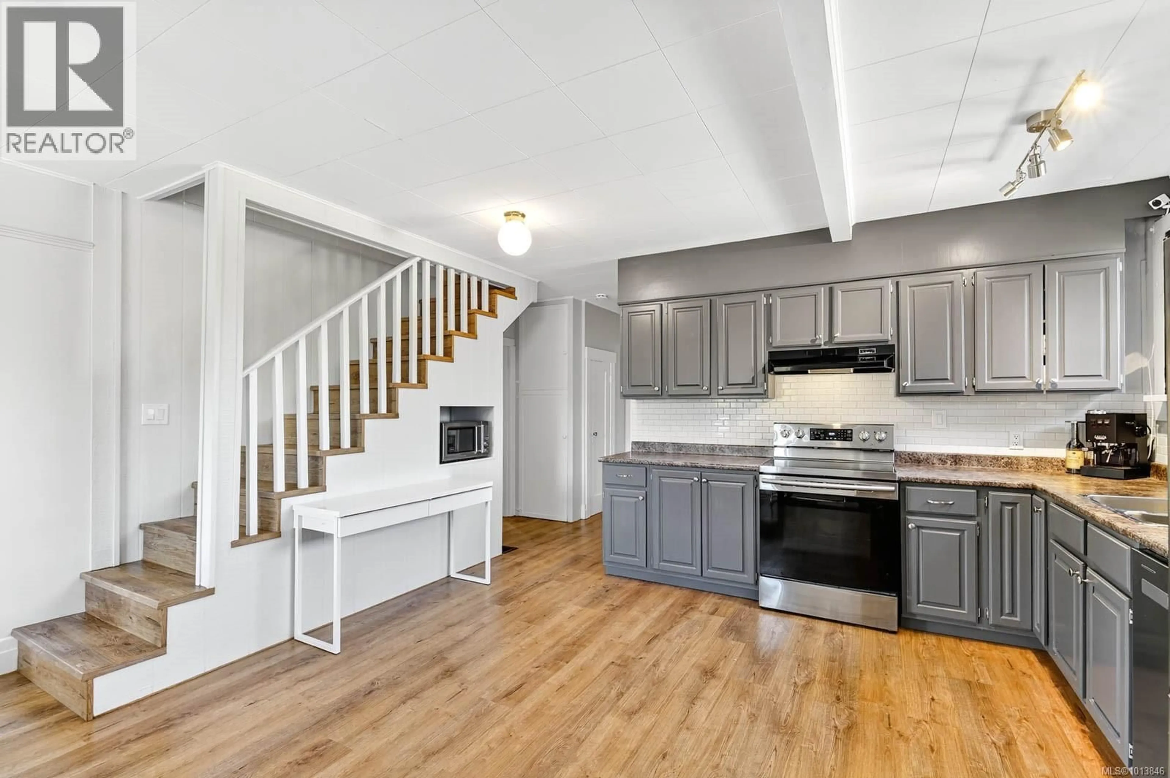 Open concept kitchen, unknown for 4703 STRATHERN STREET, Port Alberni British Columbia V9Y3E8