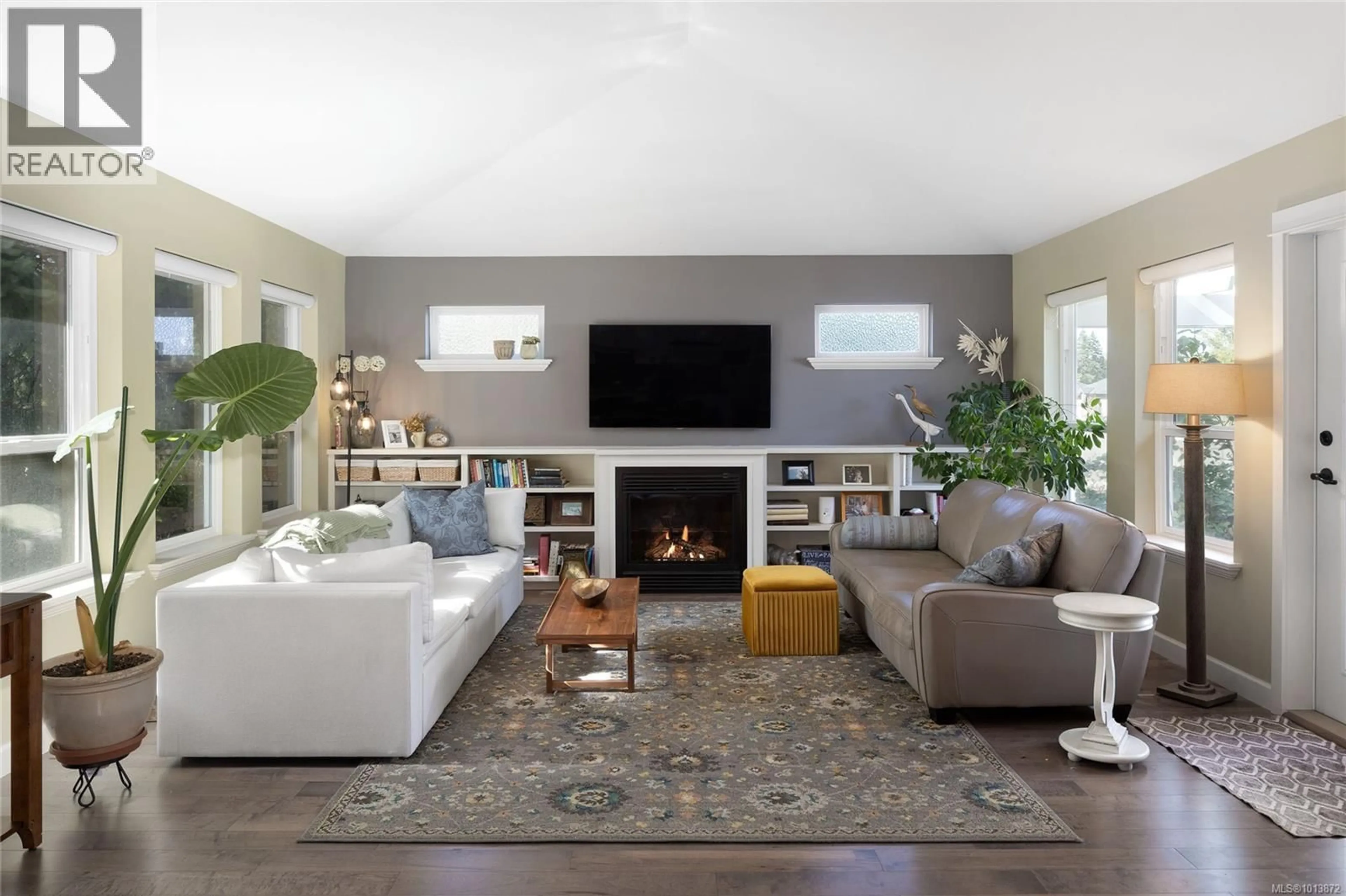 Living room with furniture, unknown for 2065 MORELLO PLACE, Courtenay British Columbia V9N9C9