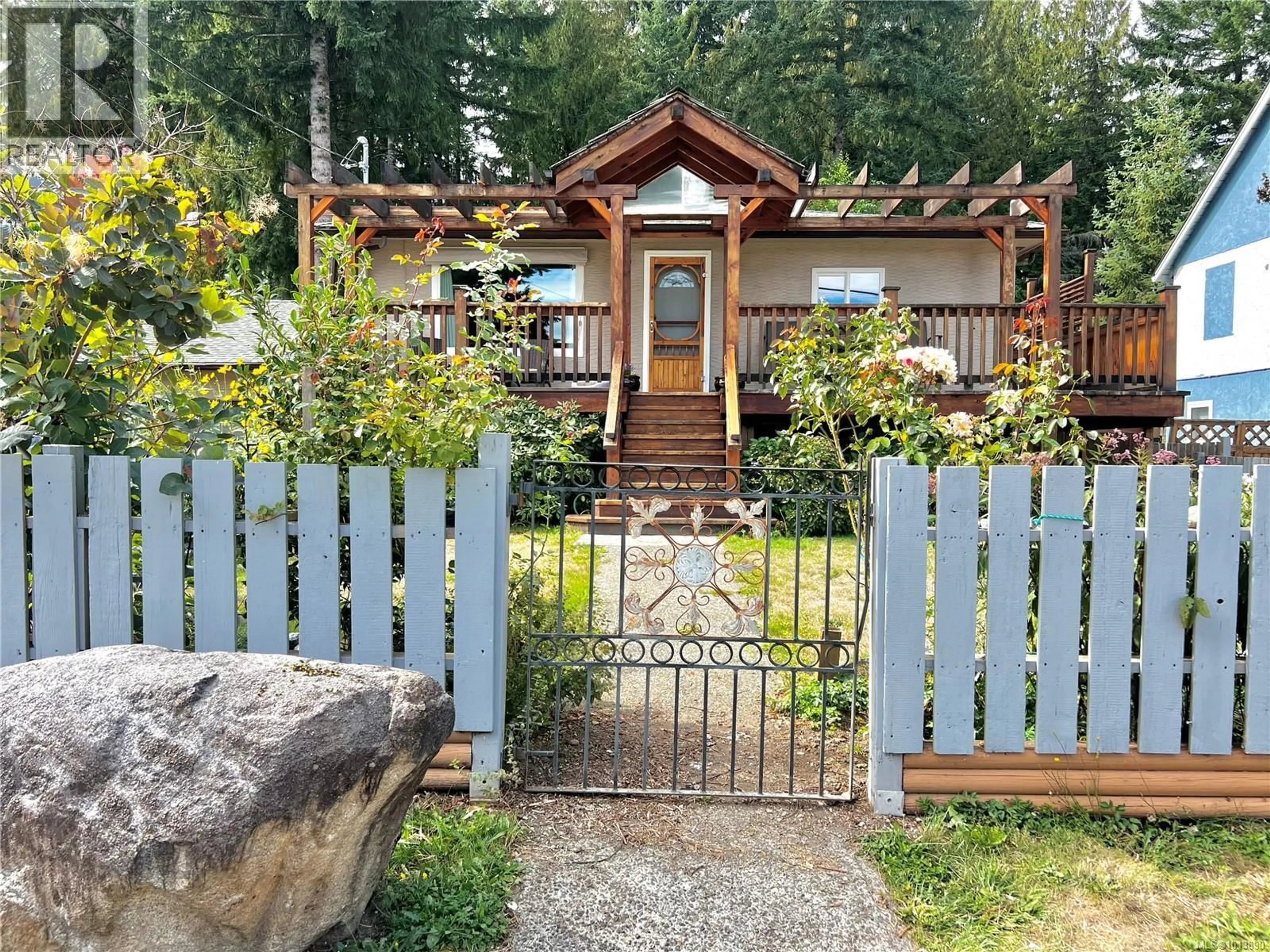 Unknown for 100 BOUNDARY ROAD, Lake Cowichan British Columbia V0R2G0