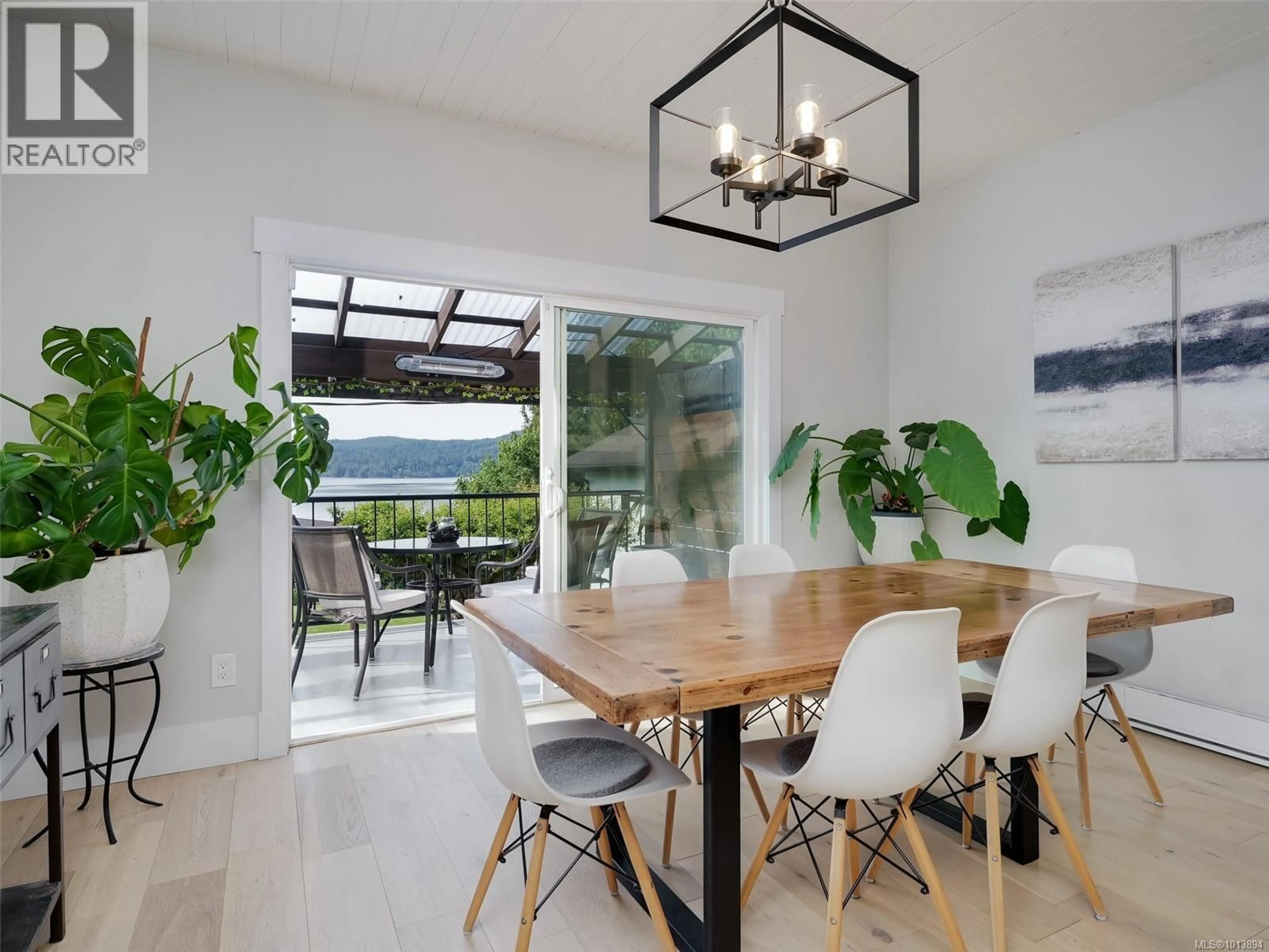 Dining room, unknown for 5877 SOOKE ROAD, Sooke British Columbia V9Z0C3