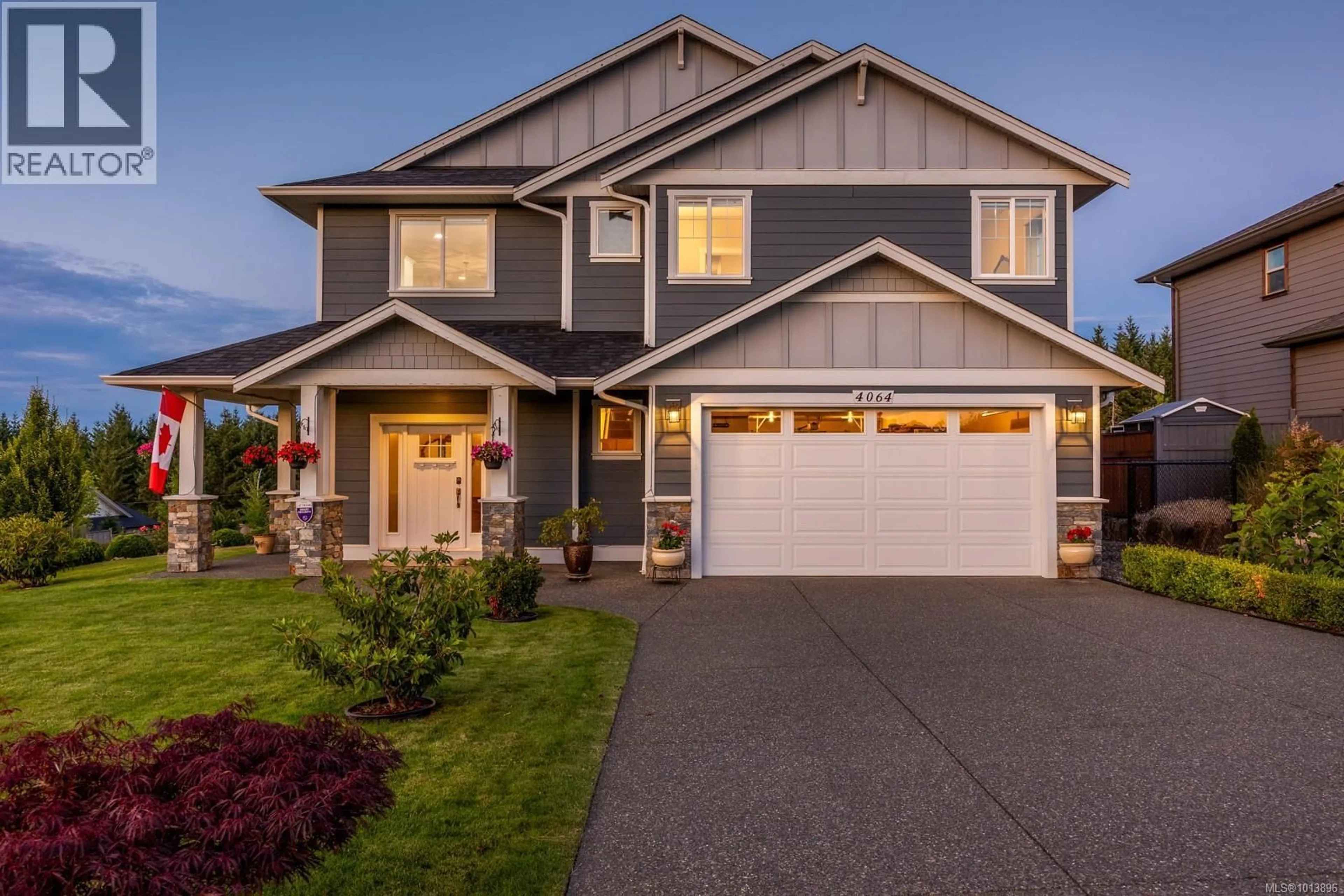 Home with vinyl exterior material, street for 4064 SOUTHWALK DRIVE, Courtenay British Columbia V9N0B3