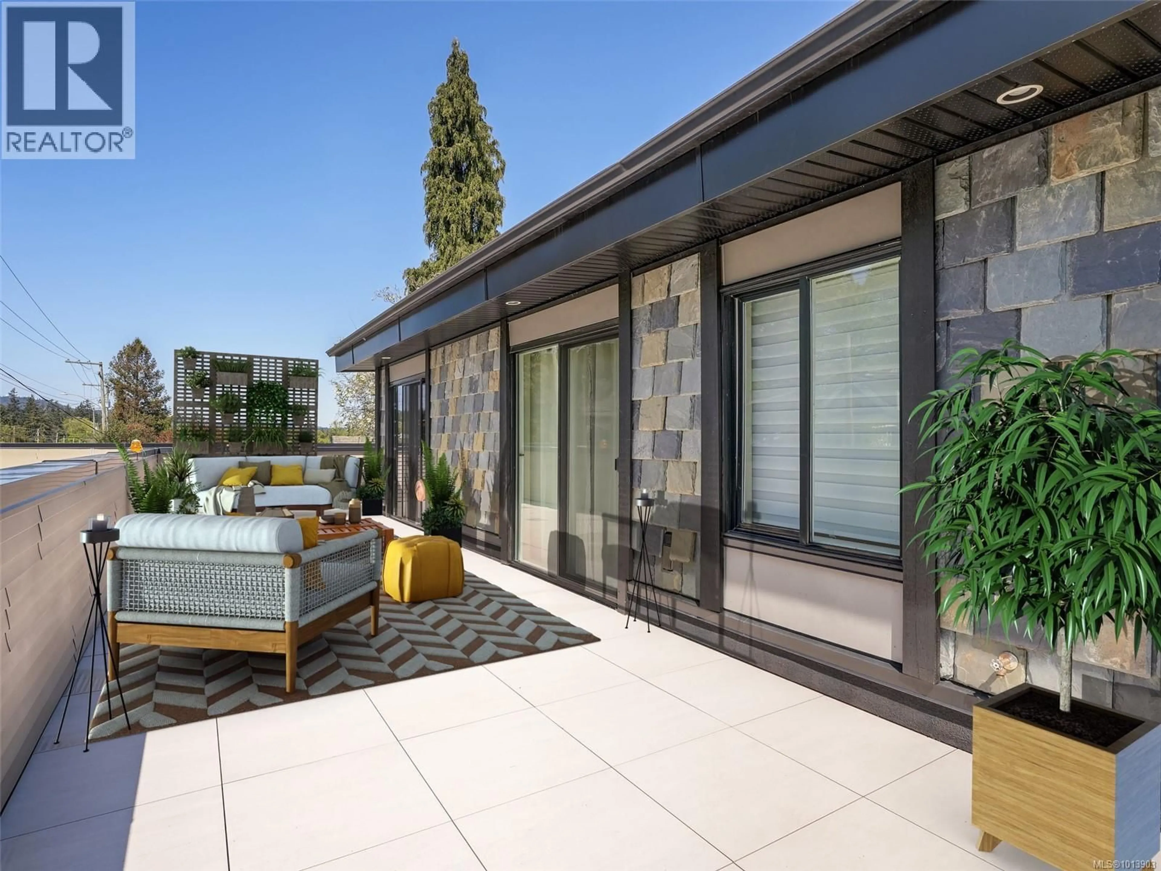 Patio, street for 302 - 6981 EAST SAANICH ROAD, Central Saanich British Columbia V8Z5Z2